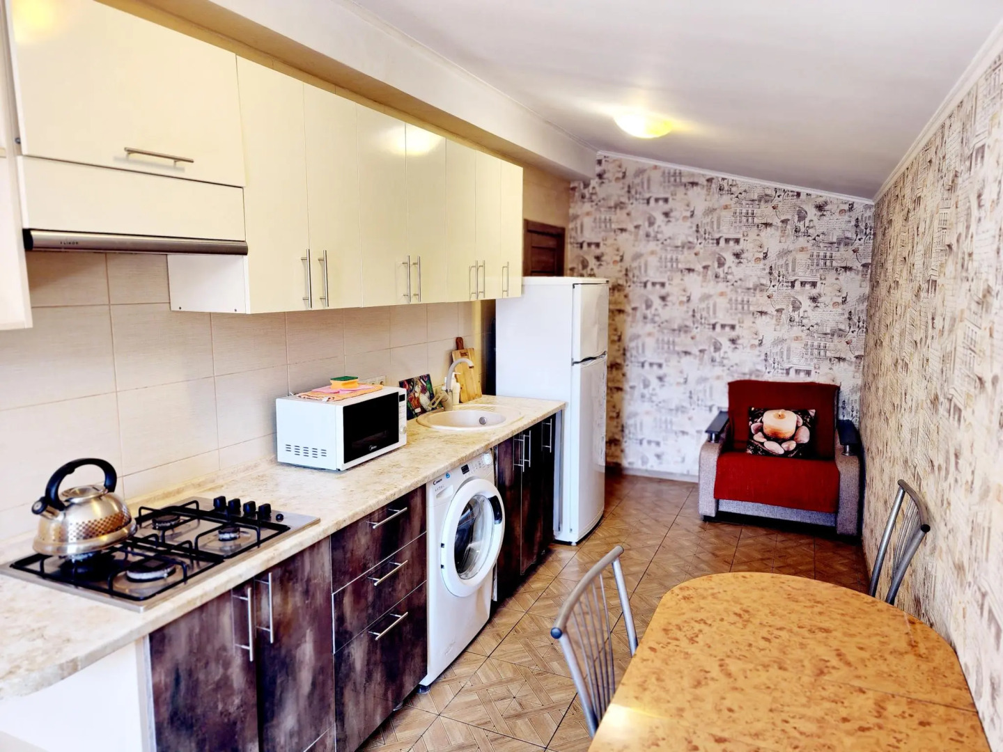 На 4-ой Новосёловской 4А