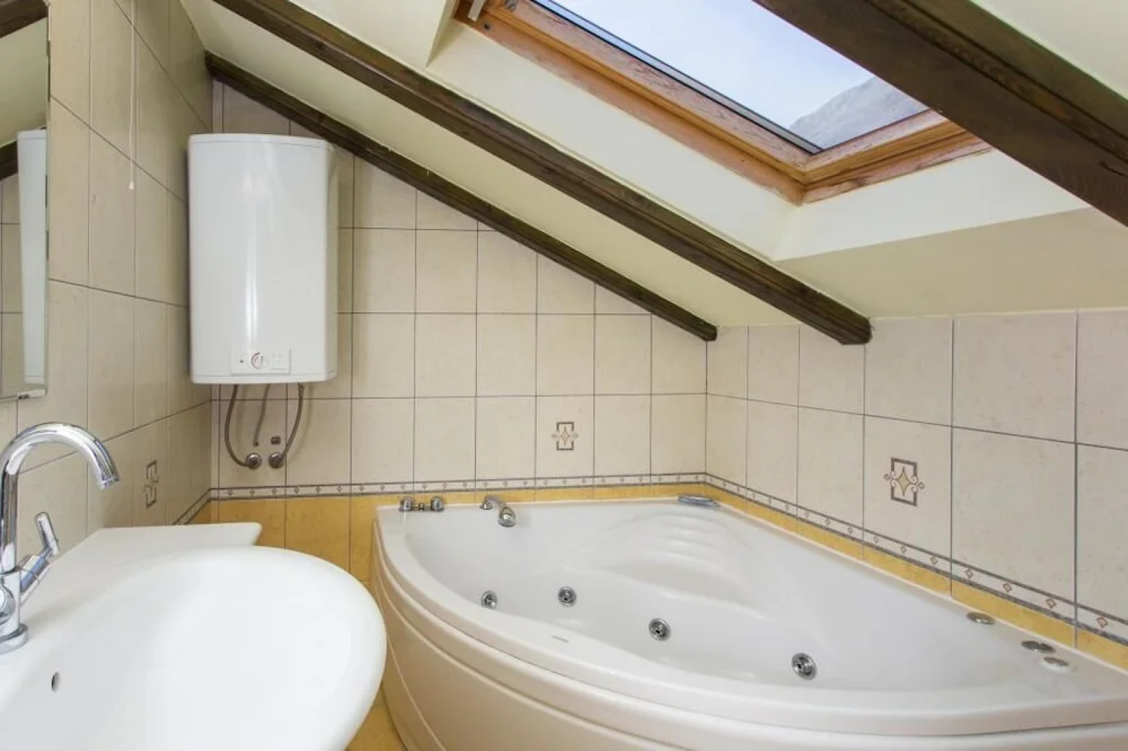 Apartment Little House