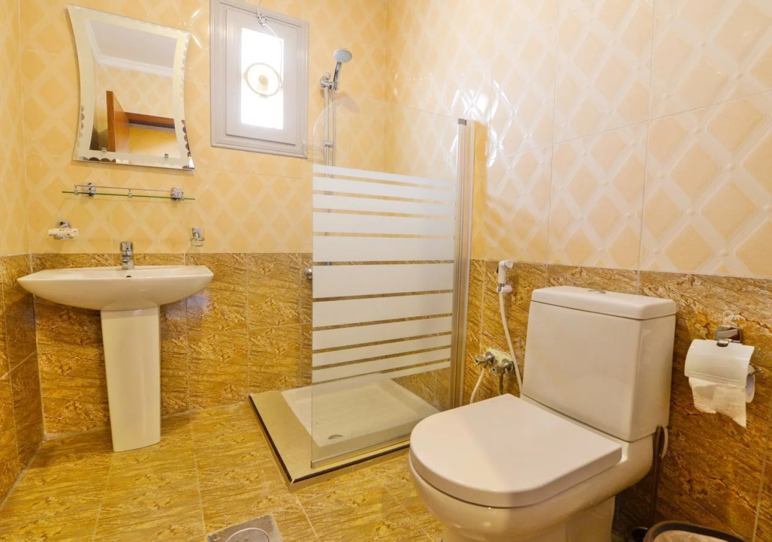 Relax Inn Hotel Apartments