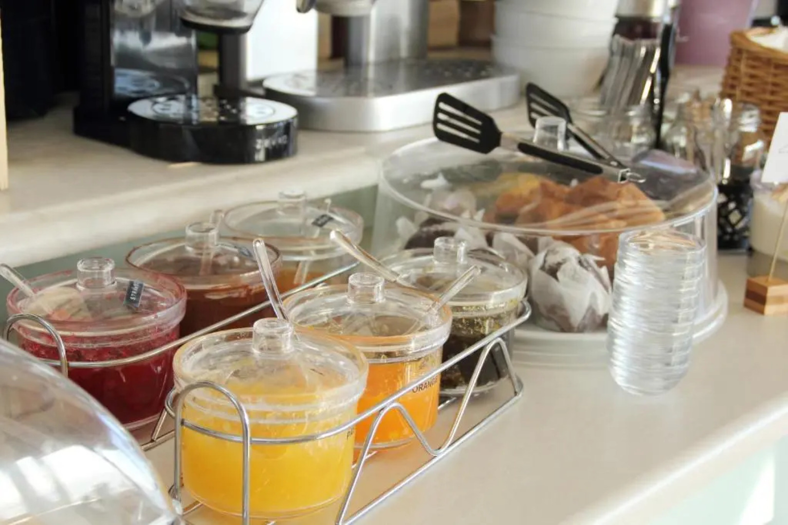 Esperides Beach Hotel Apartments