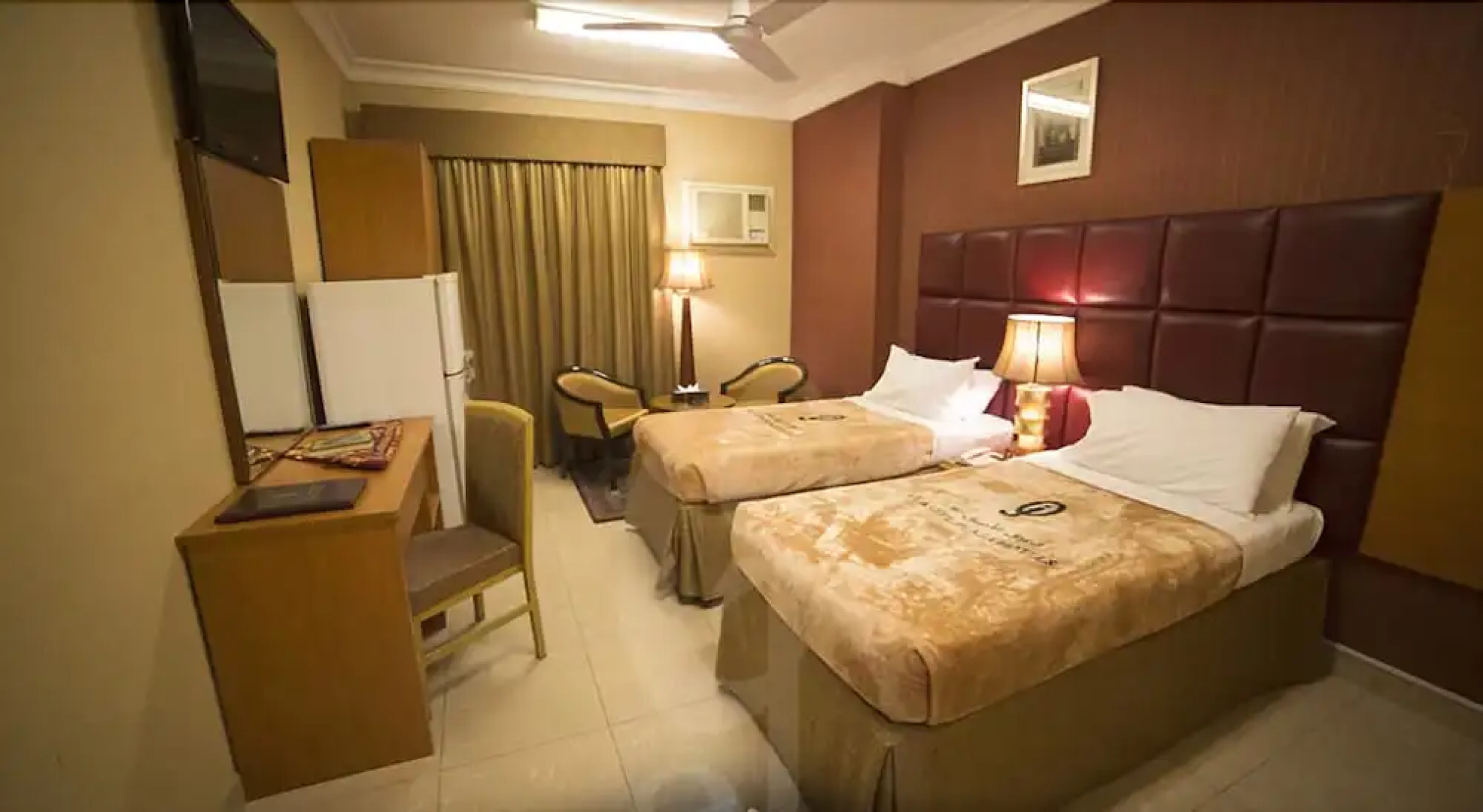 Zomorodet Al Aseel Hotel