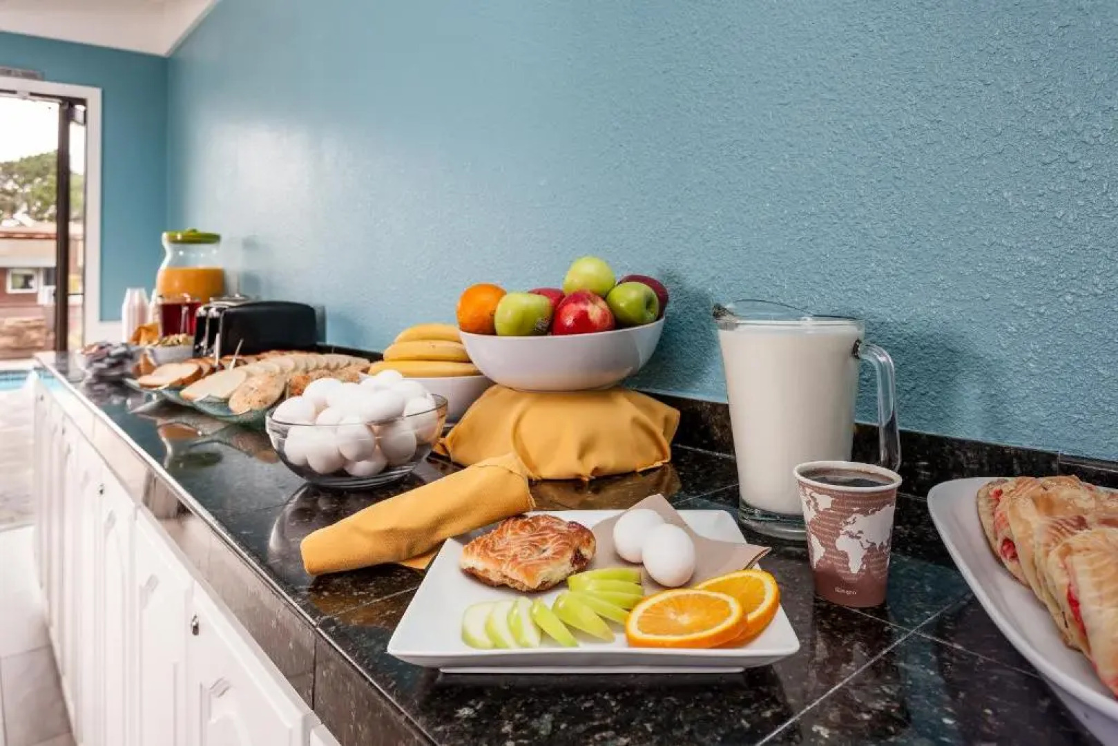 Lighthouse Lodge And Cottages