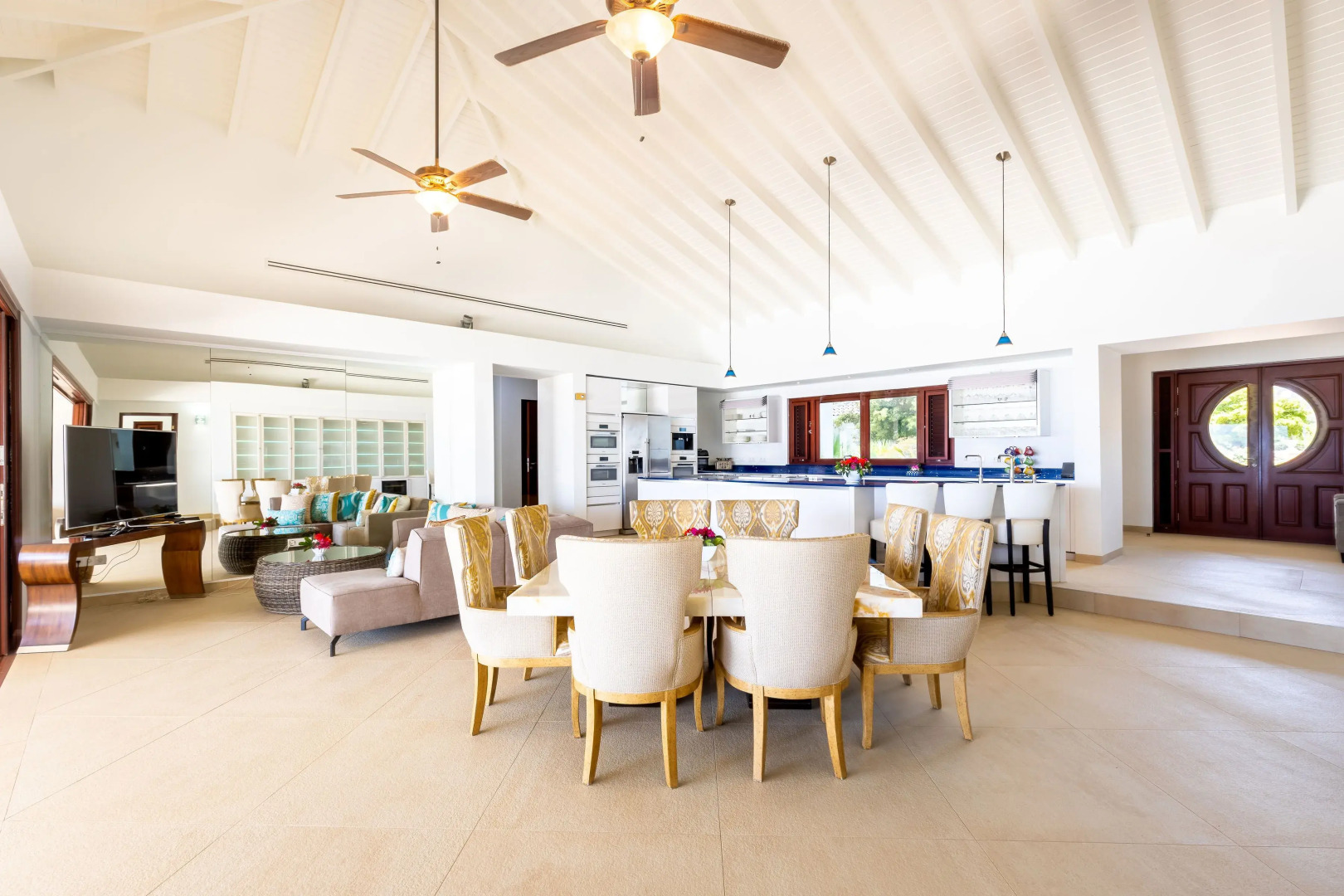 New Oceanfront Luxury Mansion W/ Private Beach & Pool - Gated Community