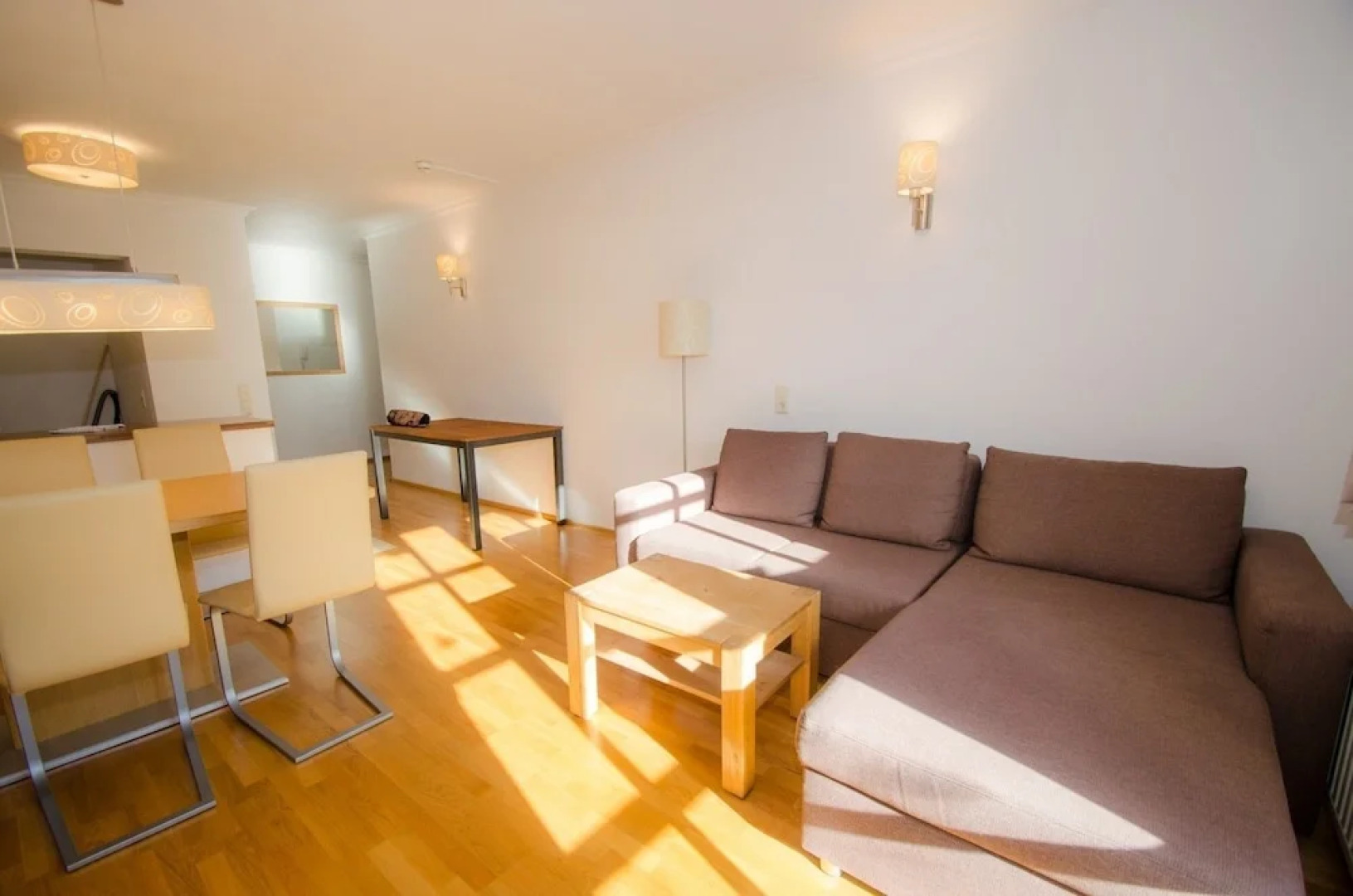 Apartment Select Top 8