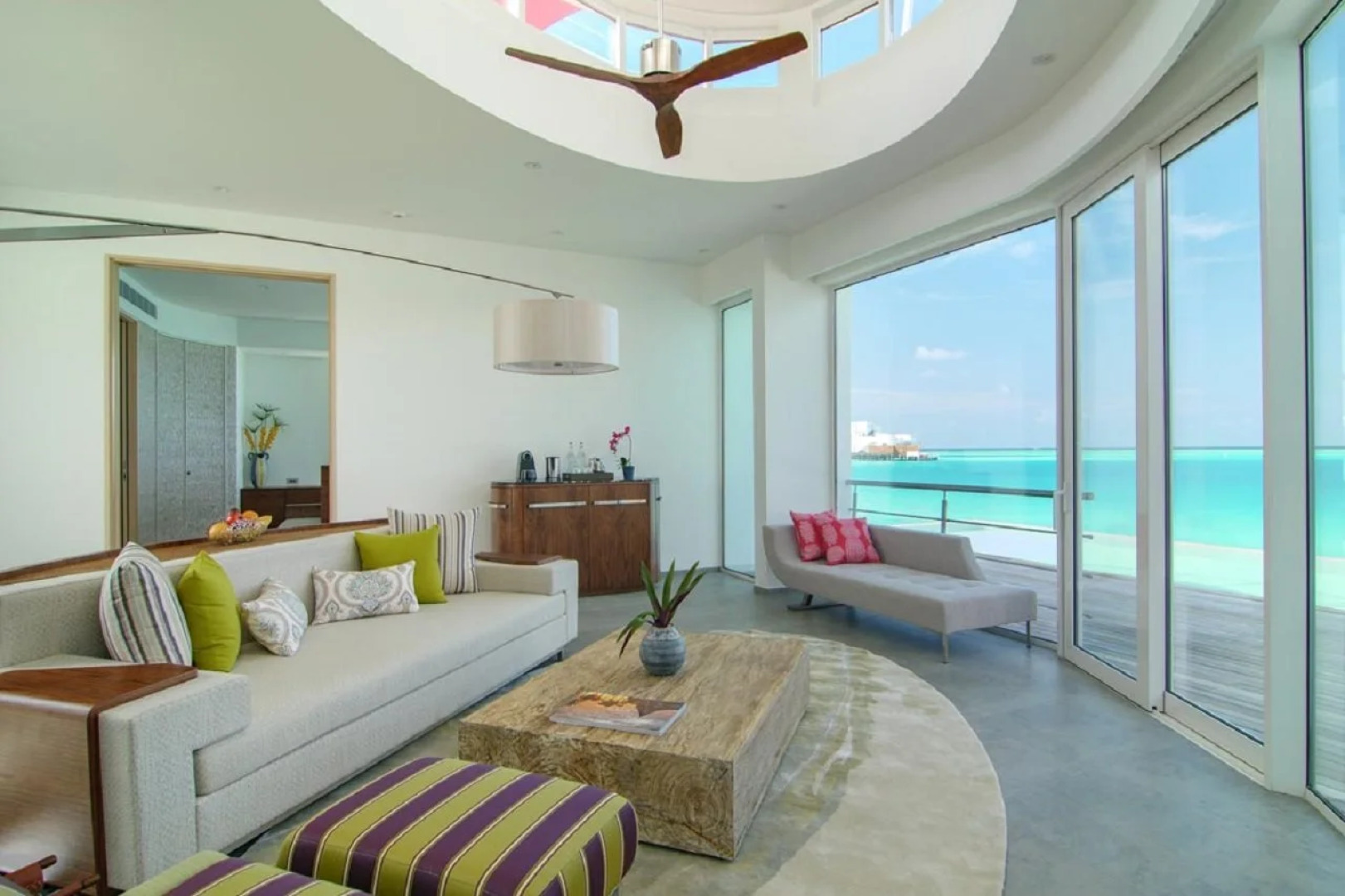 Jumeirah Olhahali Island Maldives