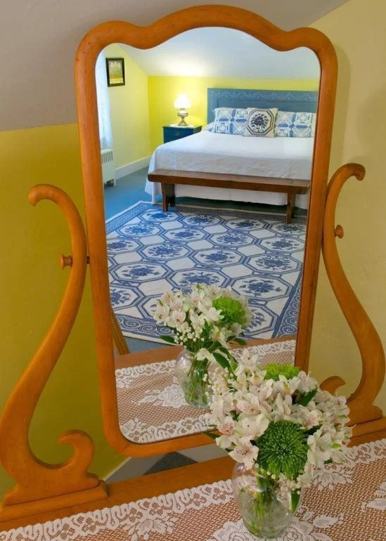 Maxwell Creek Inn Bed and Breakfast