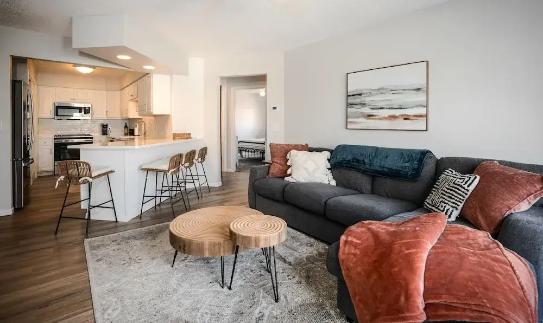 The Overbrook 2BR Pet-friendly Condo Lake Geneva