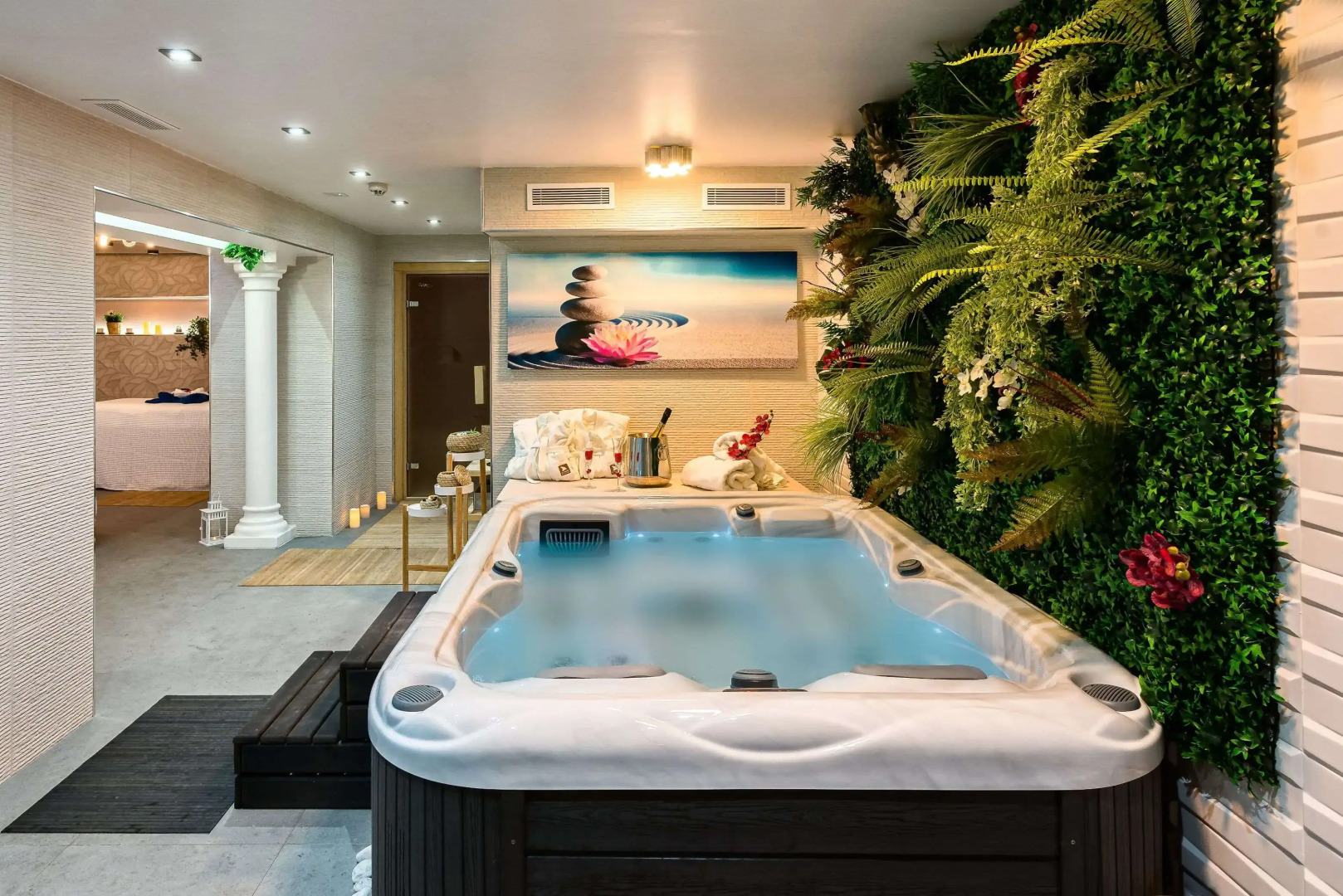 Отель Moon Dreams Torremolinos - Adults Recommended