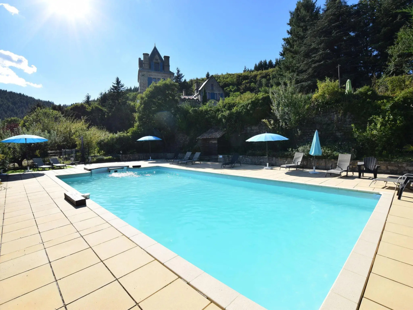 Former coach house in castle with park, large swimming pool in North Ardèche
