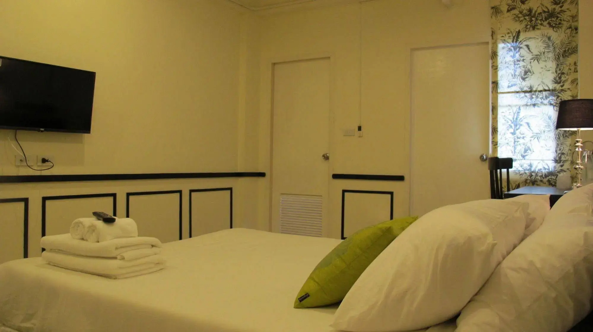 U Apartment