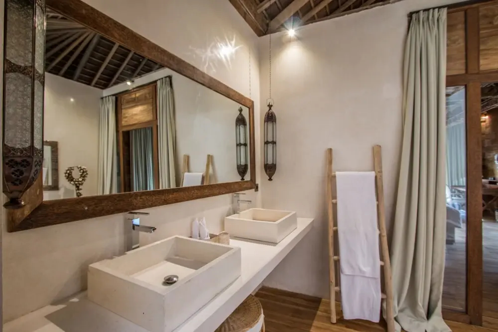 Marika Sawah Villas-6Bedroom Private Pool
