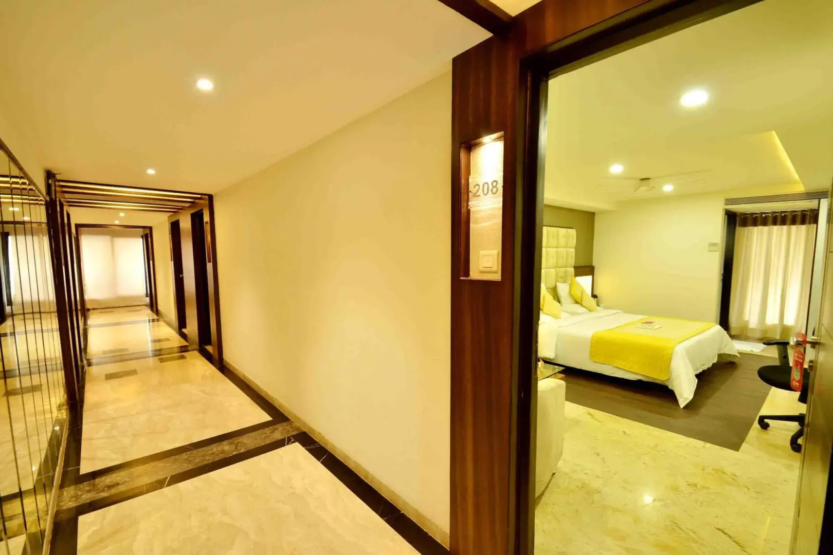 OYO Premium Kanchan Bagh