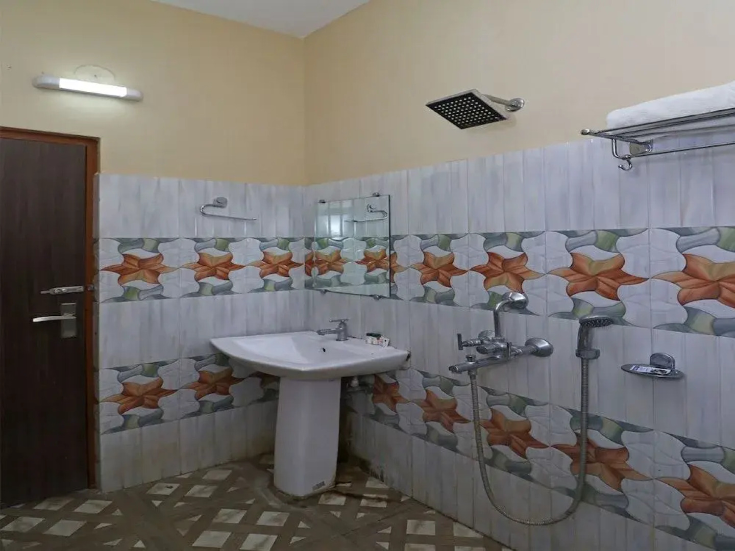 OYO 12318 Hotel Sea Horse