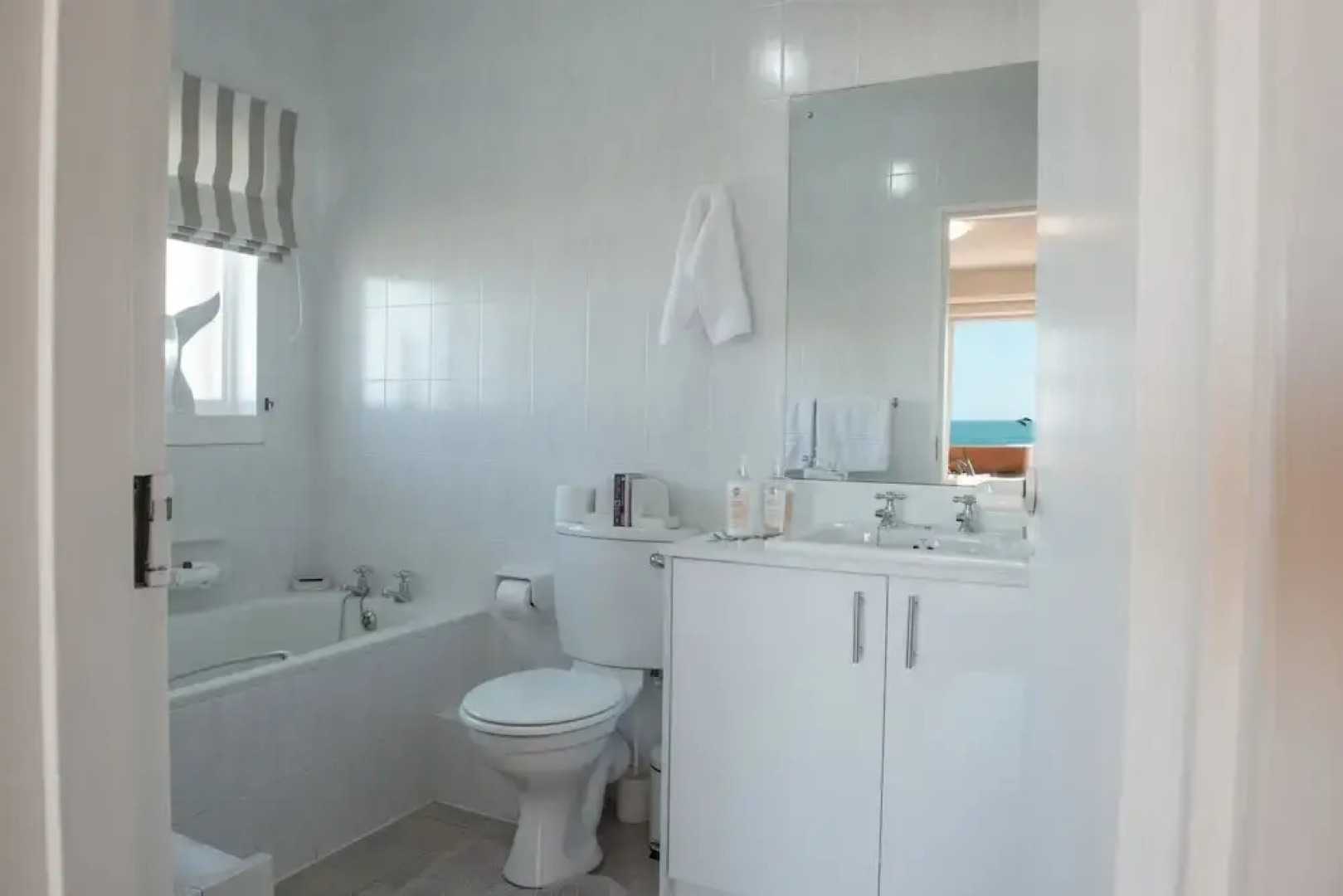 Jeffreys Bay Beach Accommodation
