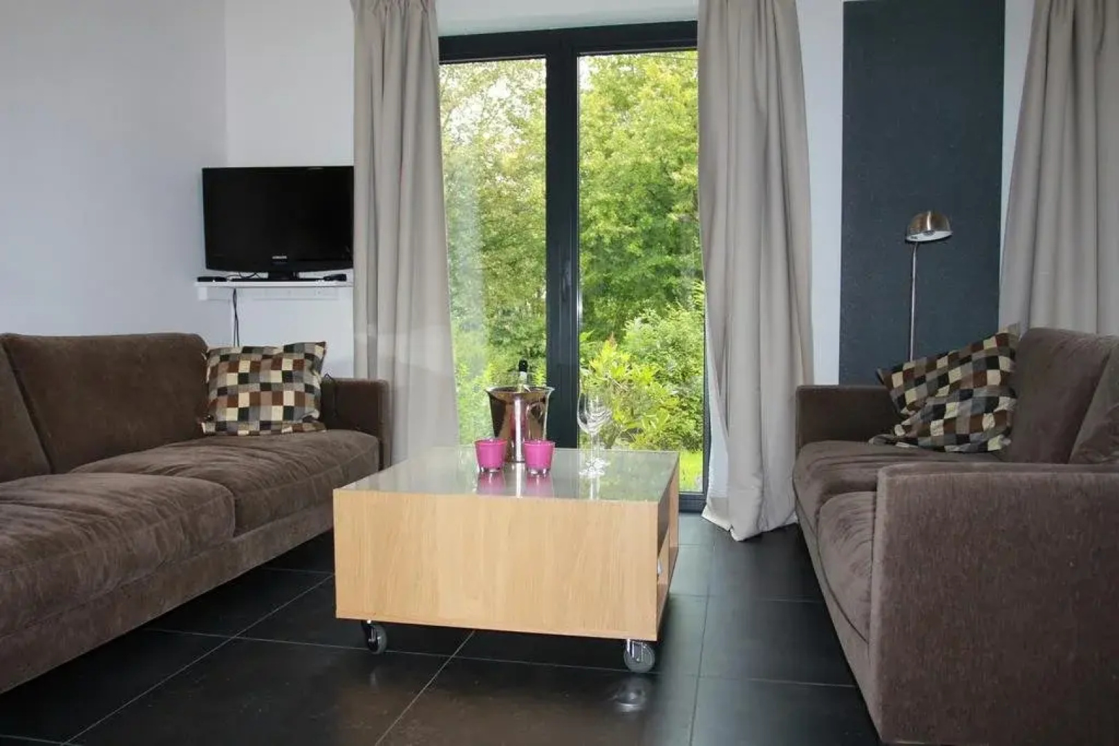 Villa Near Durbuy With Sauna & Play Area
