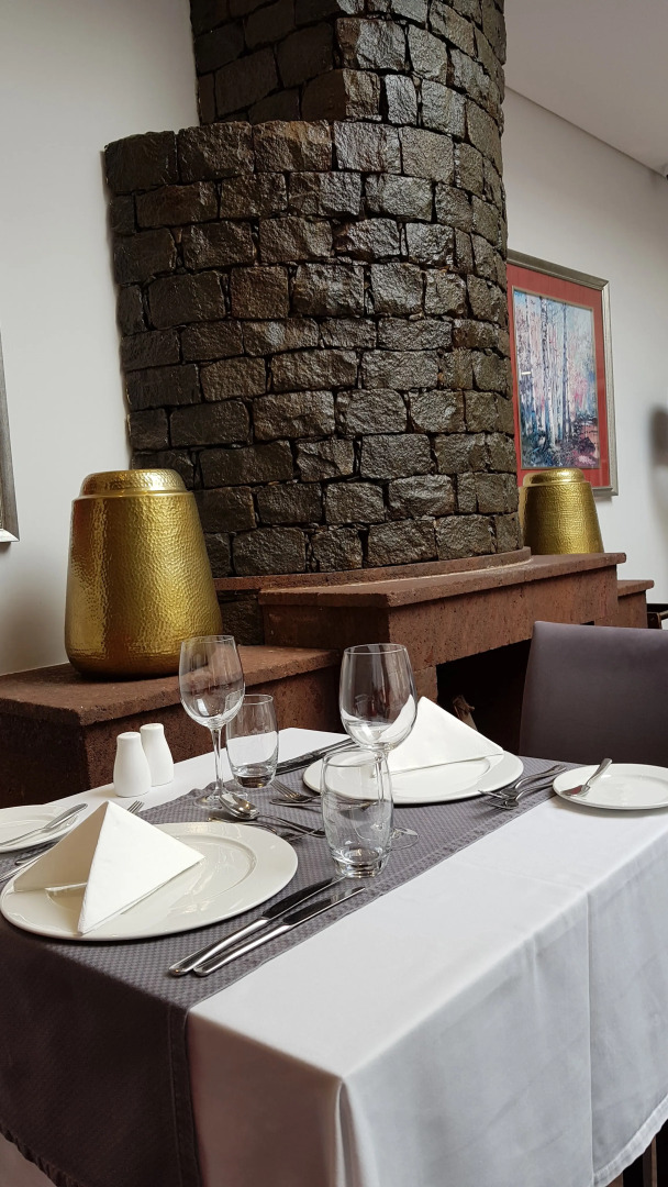 Santa Cruz Village Hotel