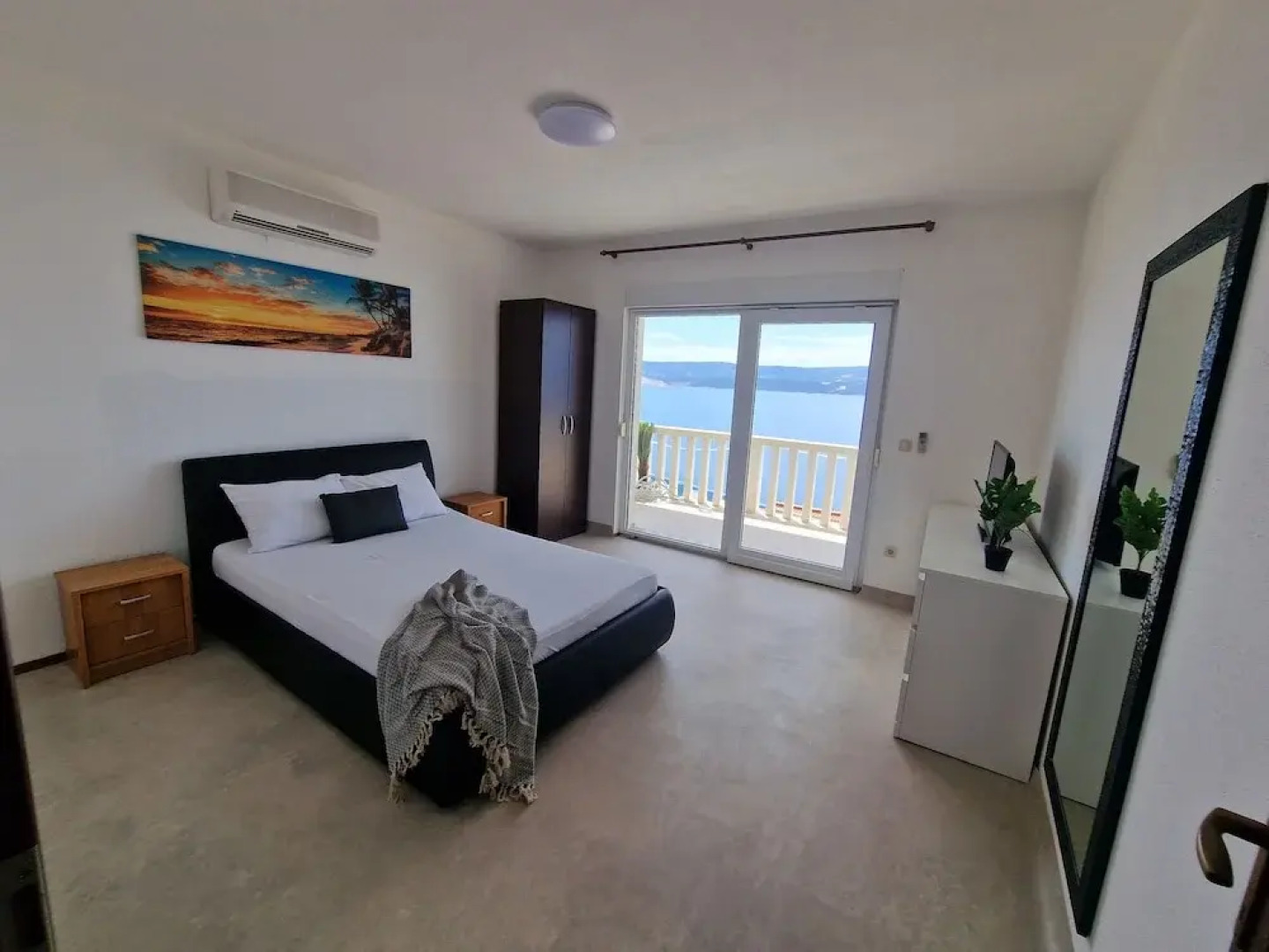 Emilie Apartment and Villa