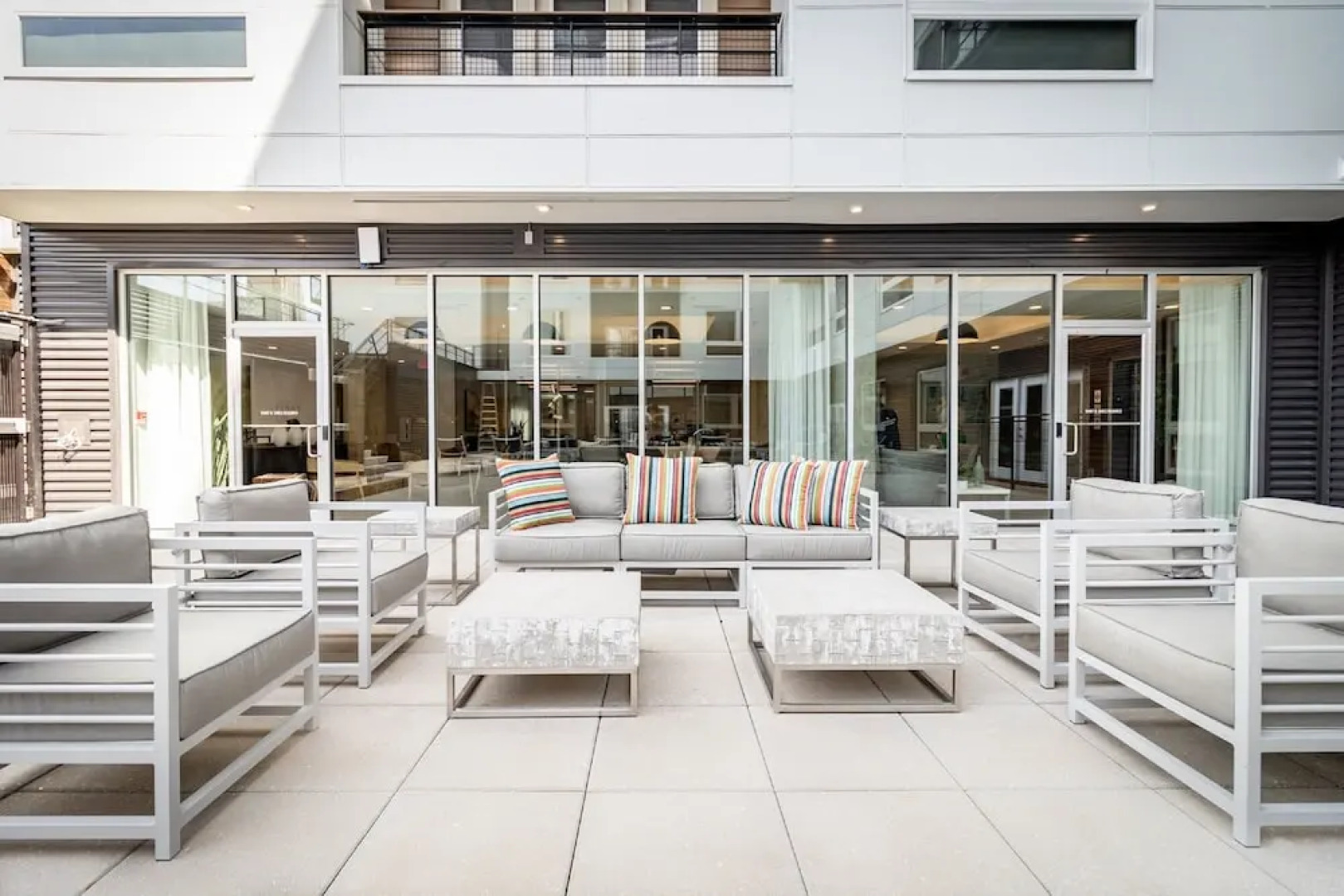 Center City Apartments by Barsala