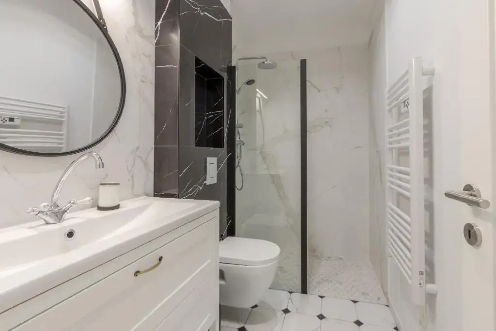 Echoppe Typique de Bordeaux Renovee 3 Ch./3 Sdb