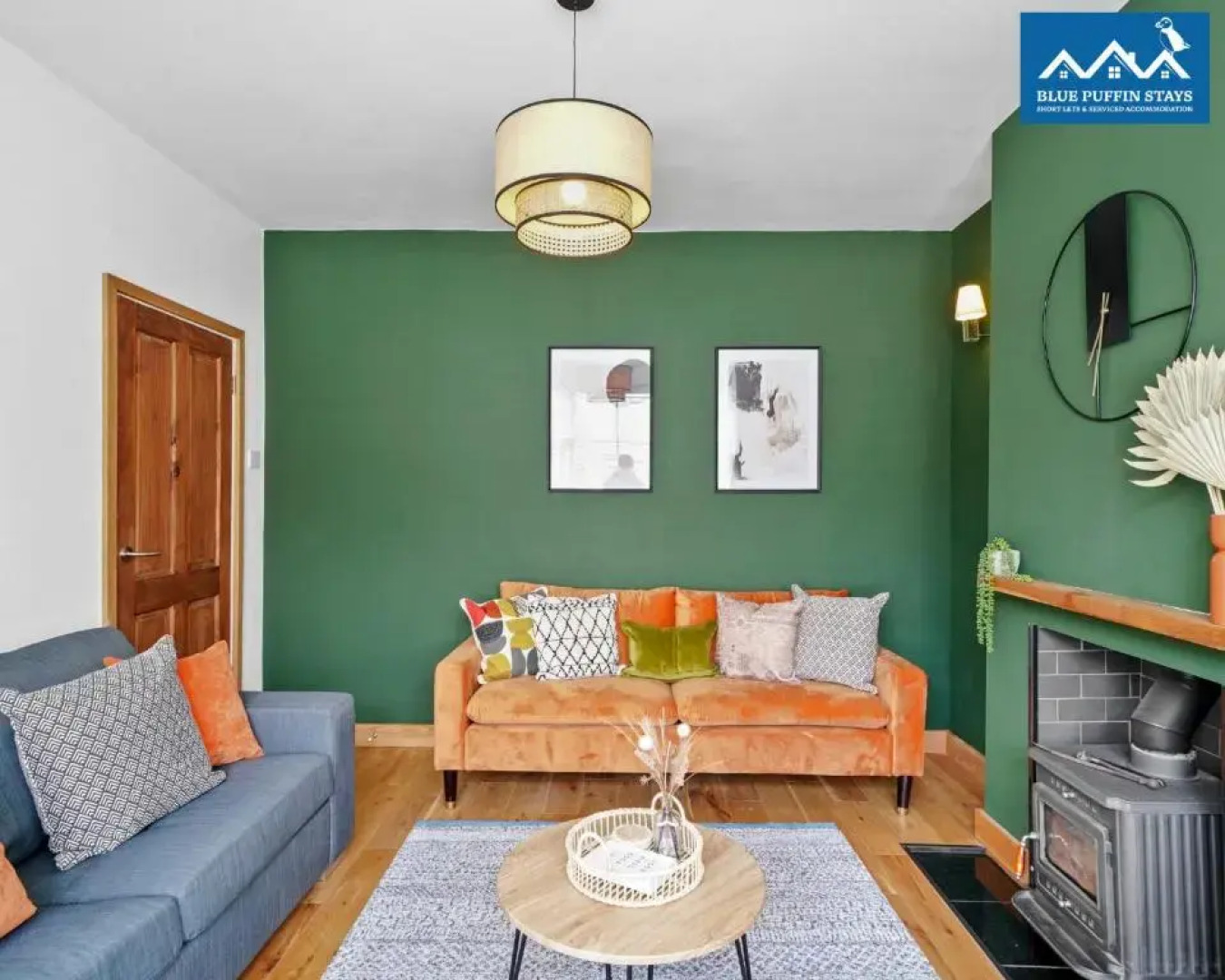 4 Bed Luxury Design House By Blue Puffin Stays with Hot tub, Foosball & Parking