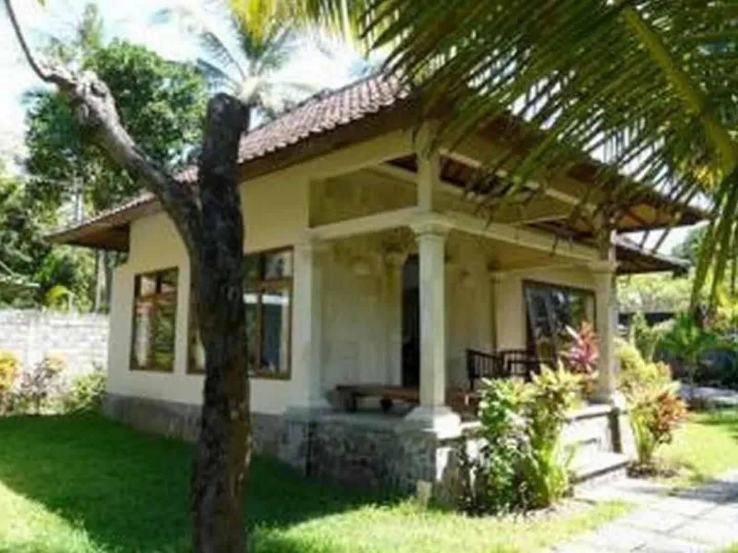 Bali Lege Beach Bungalows