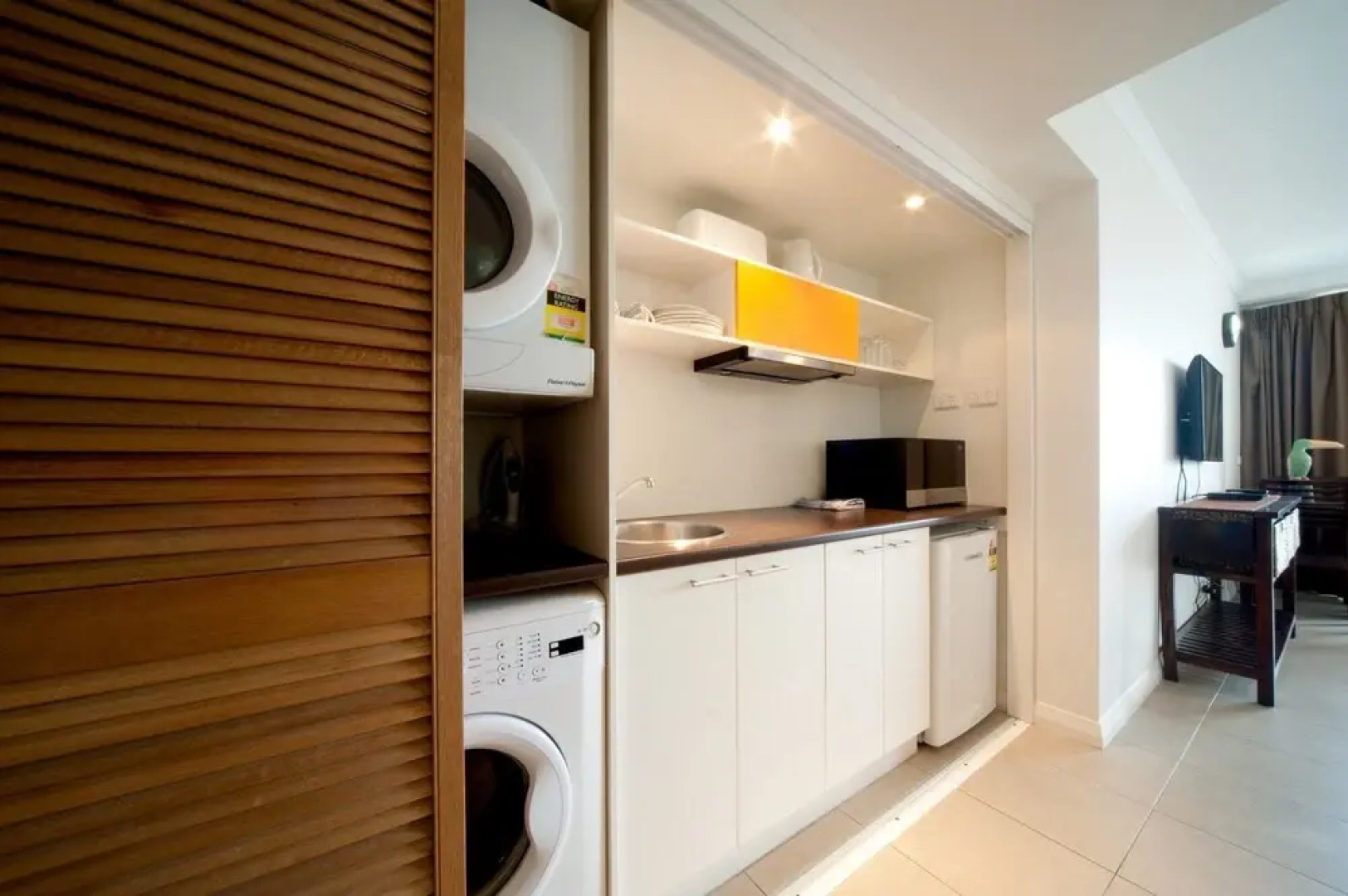 2011 Hermitage Drive Apartment - Airlie Beach