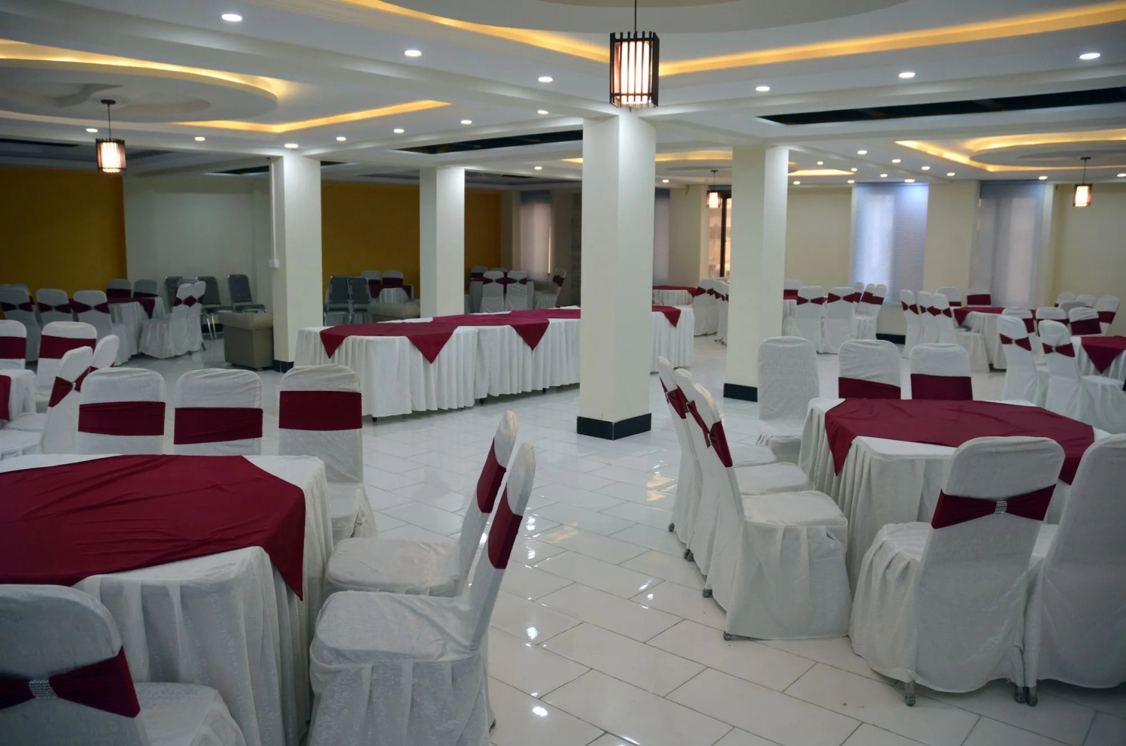 Hotel Redison Blue Area