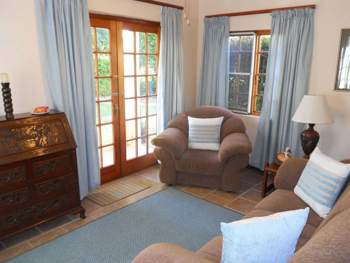 The Colonial on Arundel