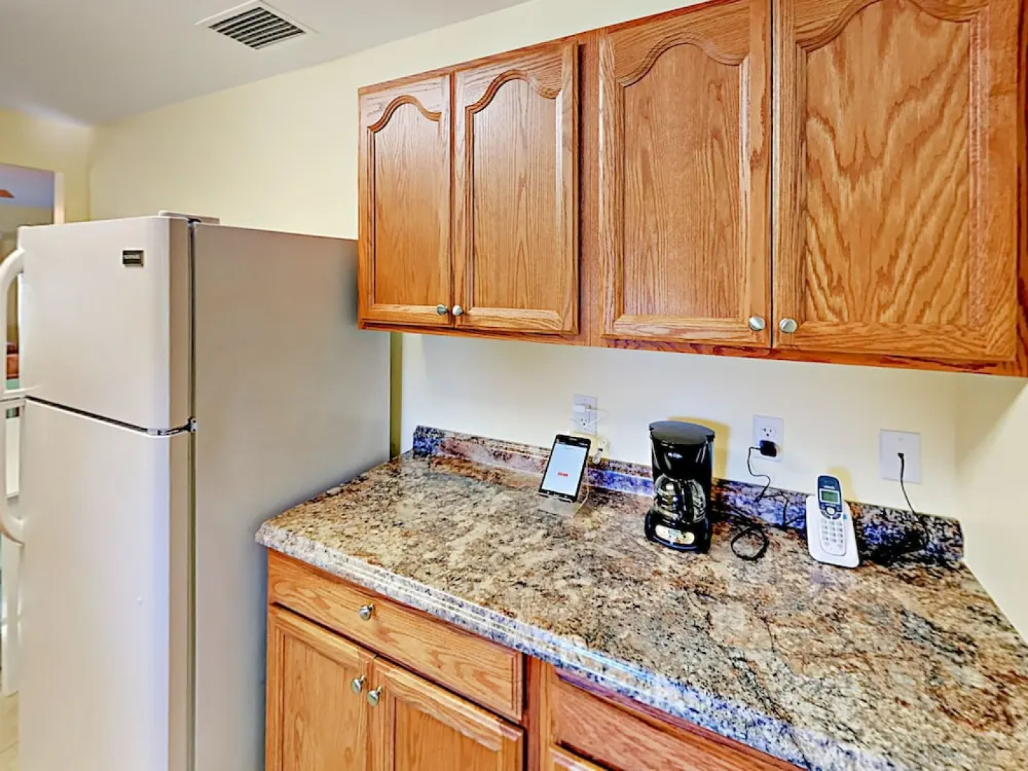 1724 Wharf Rd Home 3 Bedrooms 2 Bathrooms Home