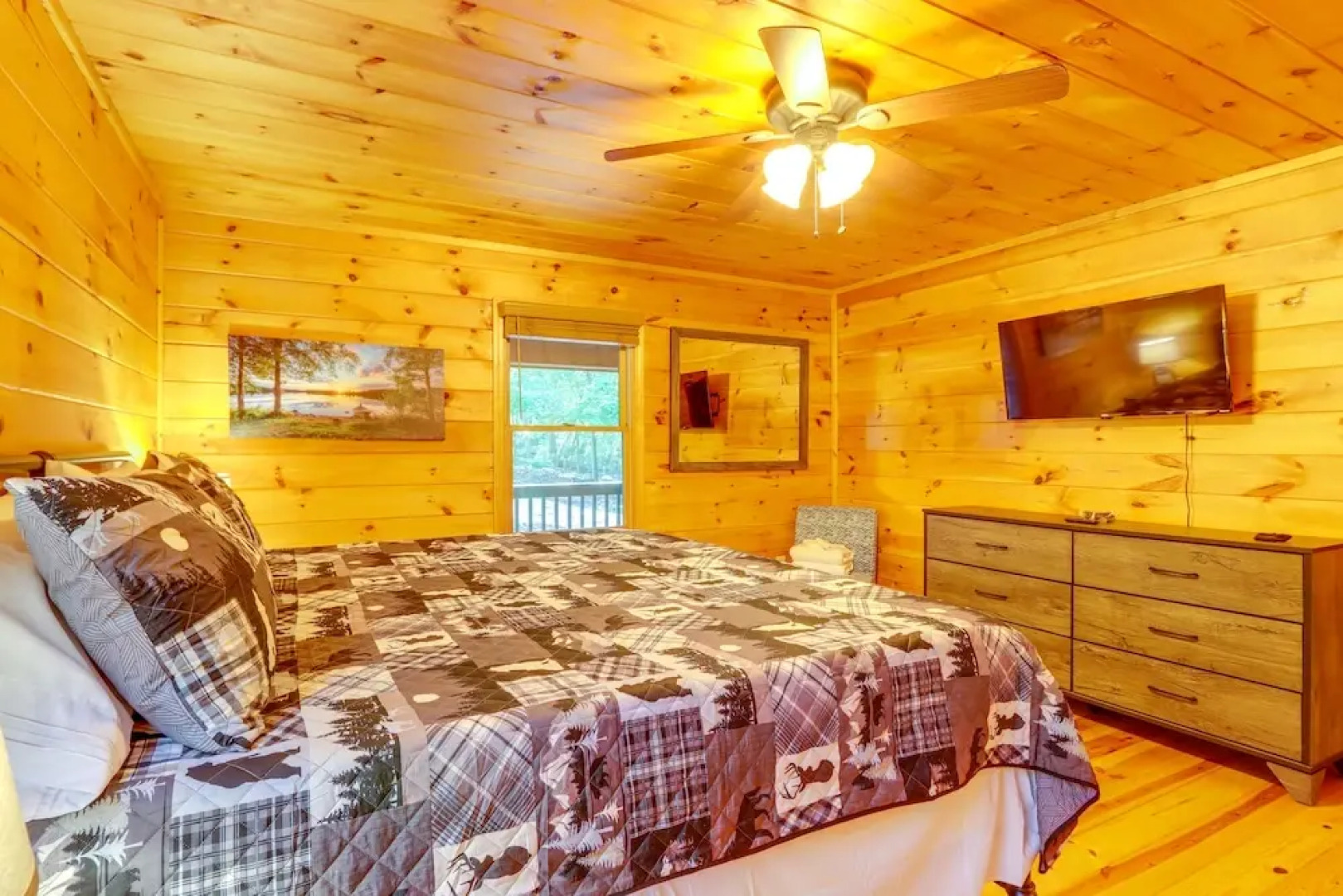 Ellijay Cabin Rental w/ Hot Tub & Resort Amenities