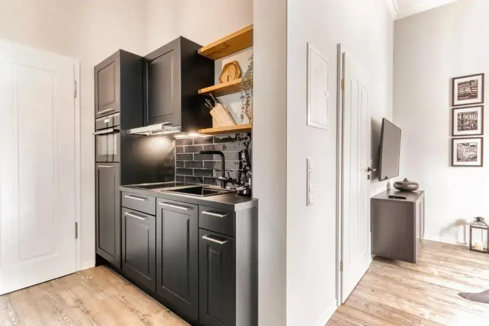 One Moment Boardinghouse - Apartment Cottage
