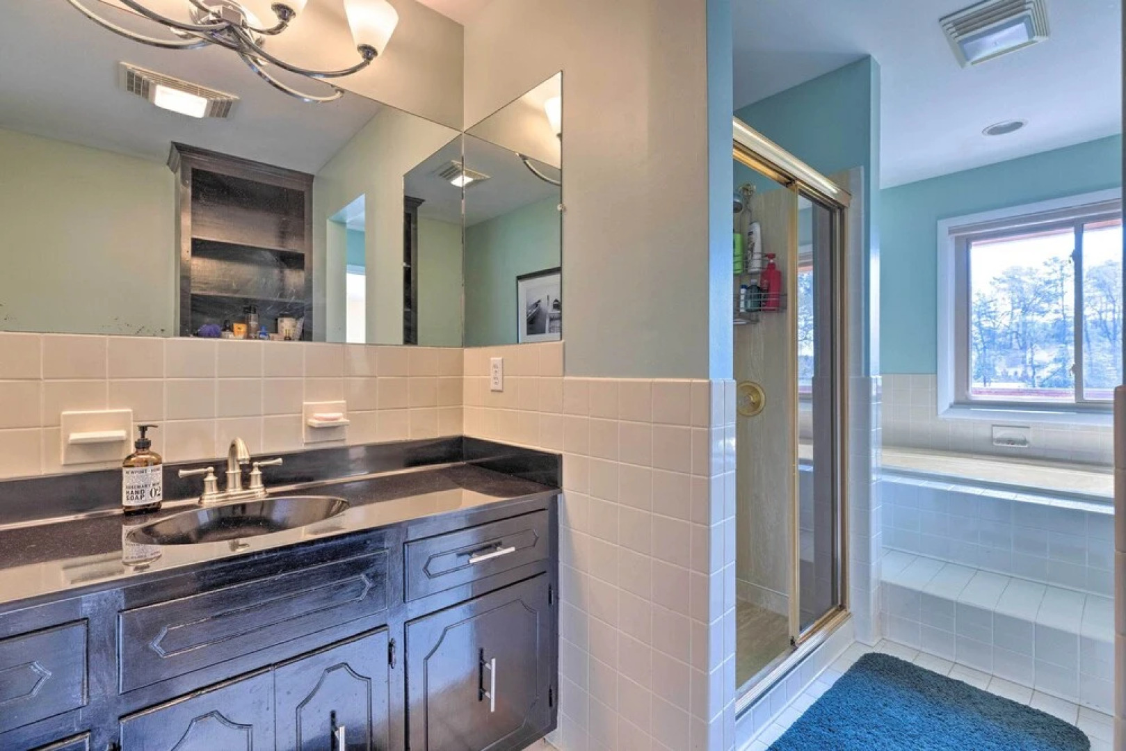 'river's Edge Retreat With Kayaks & River Access!