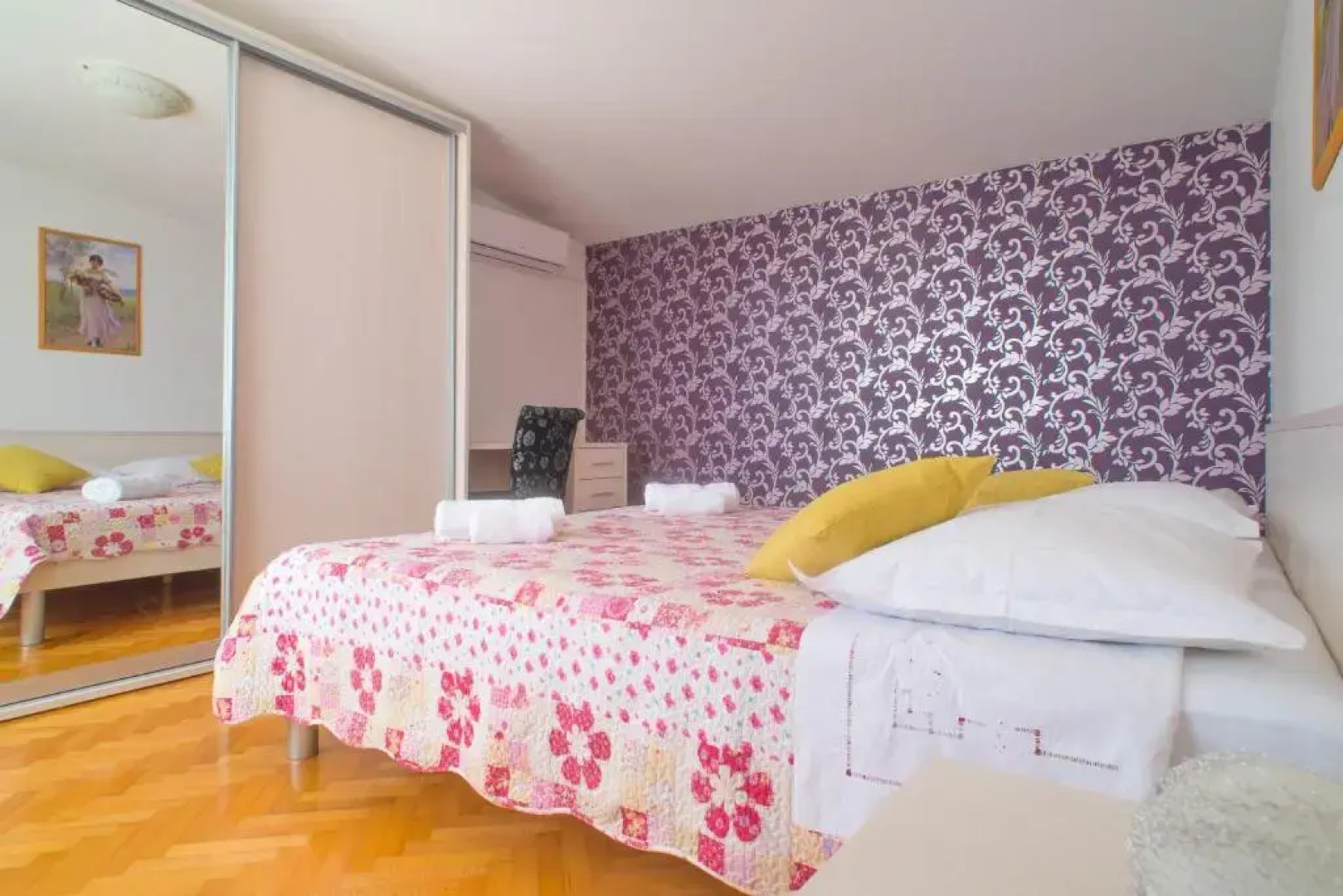 Villa Klara with 72 sqm pool and view on Split and islands