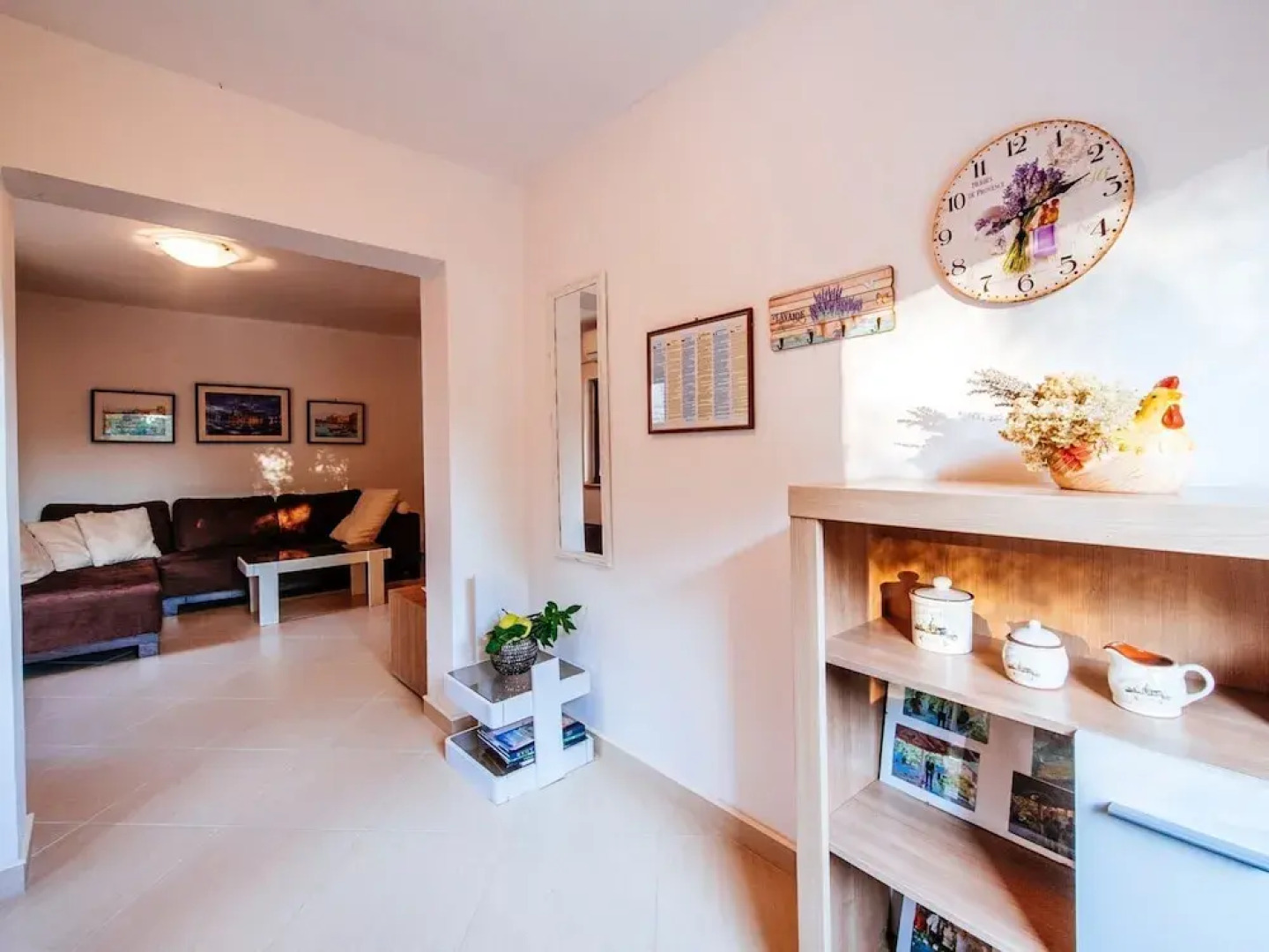 Lovely Holiday Home With Private Pool, Home Gym, Traditional Tavern, Stone BBQ