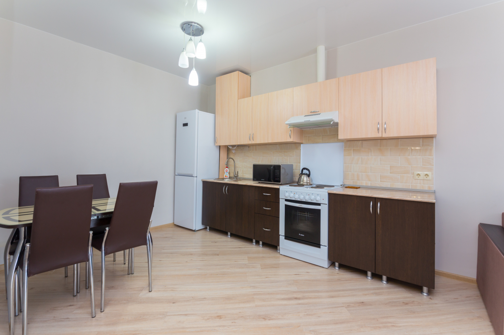 Жилые помещения Аллес, Сьянова д. 16