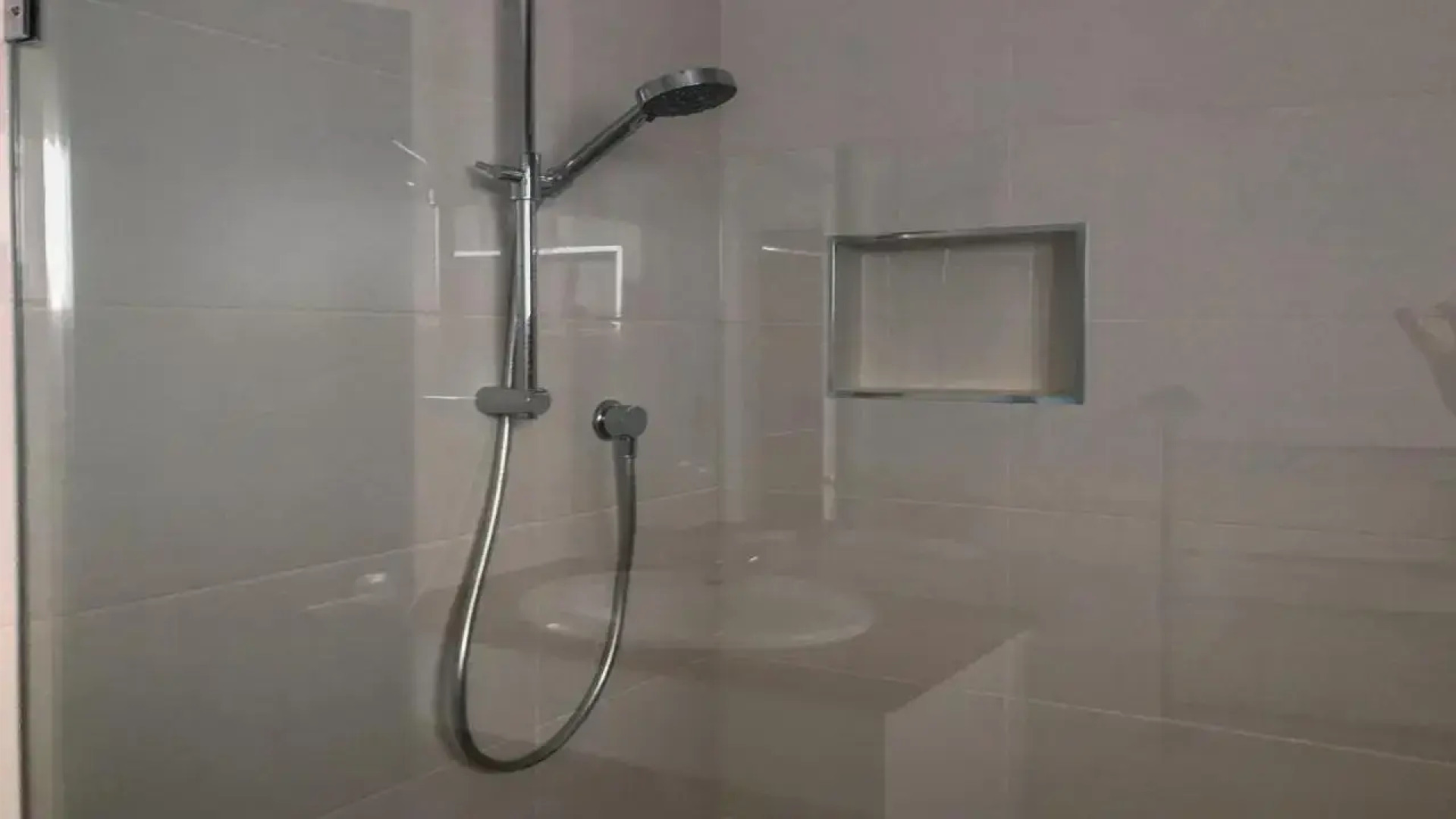 CDC-625 Beach House incl.rear 2BR studio