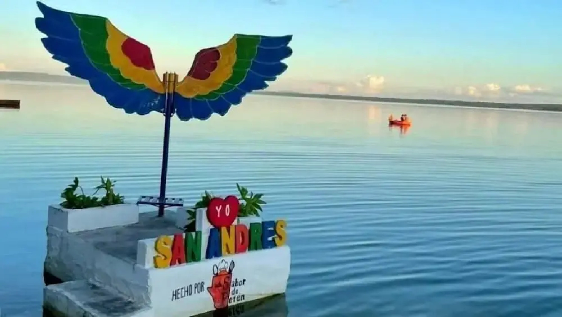 Hotel Casa Flores De Tikal