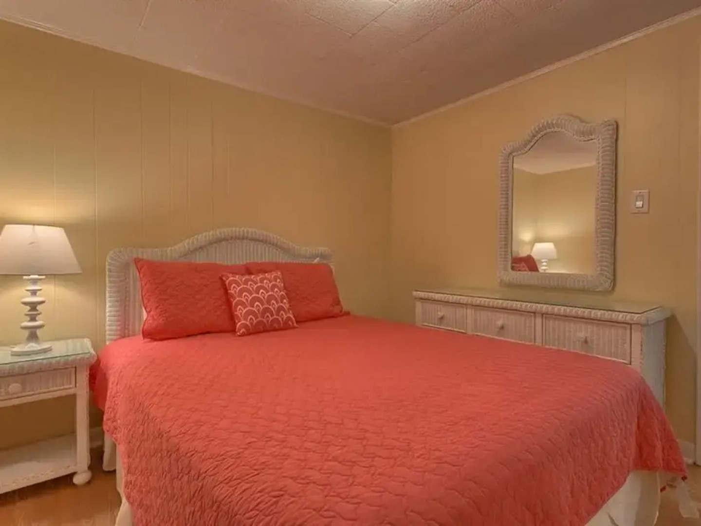 Seashell Cottage by Meyer Vacation Rentals