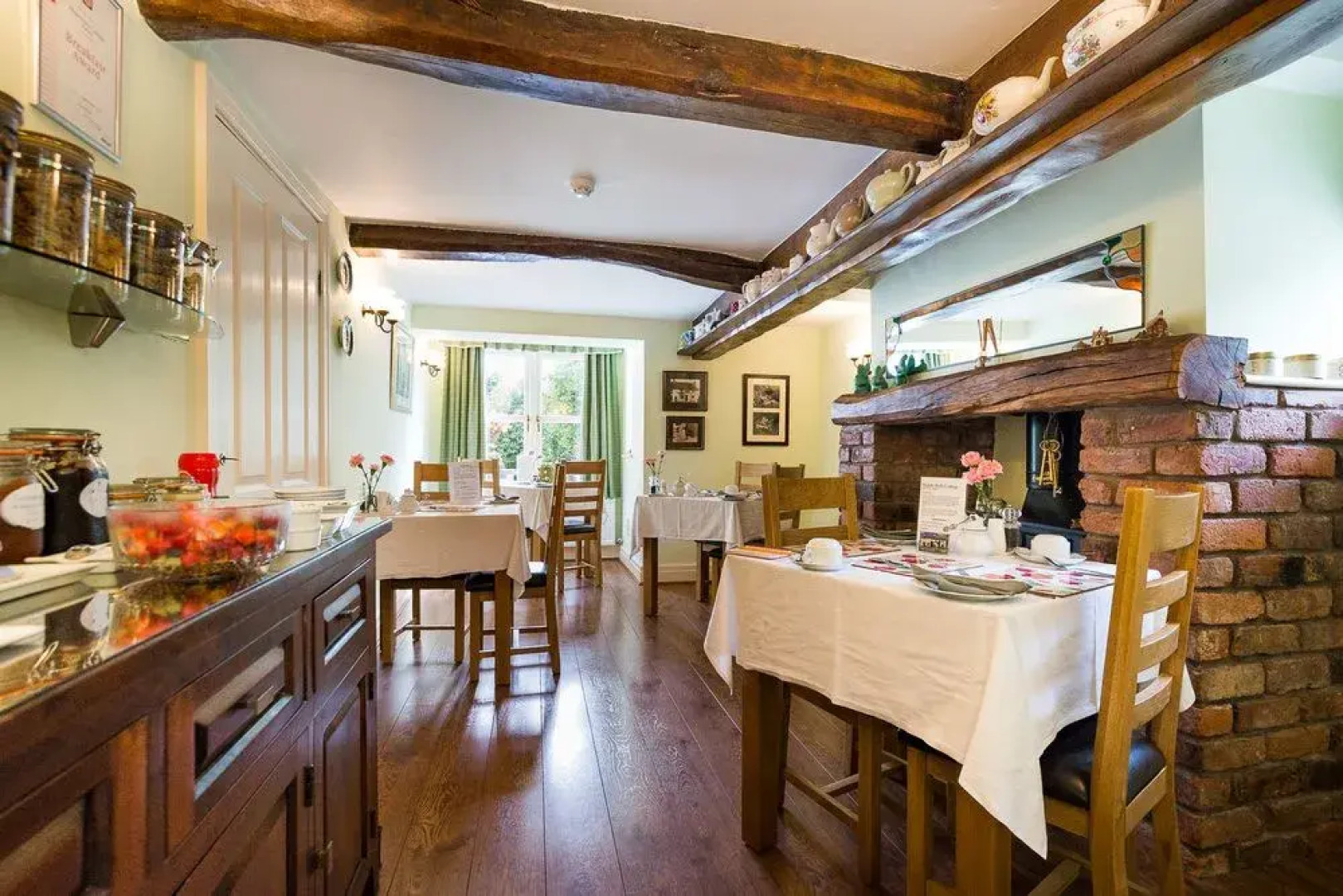 Middle Holly Cottage