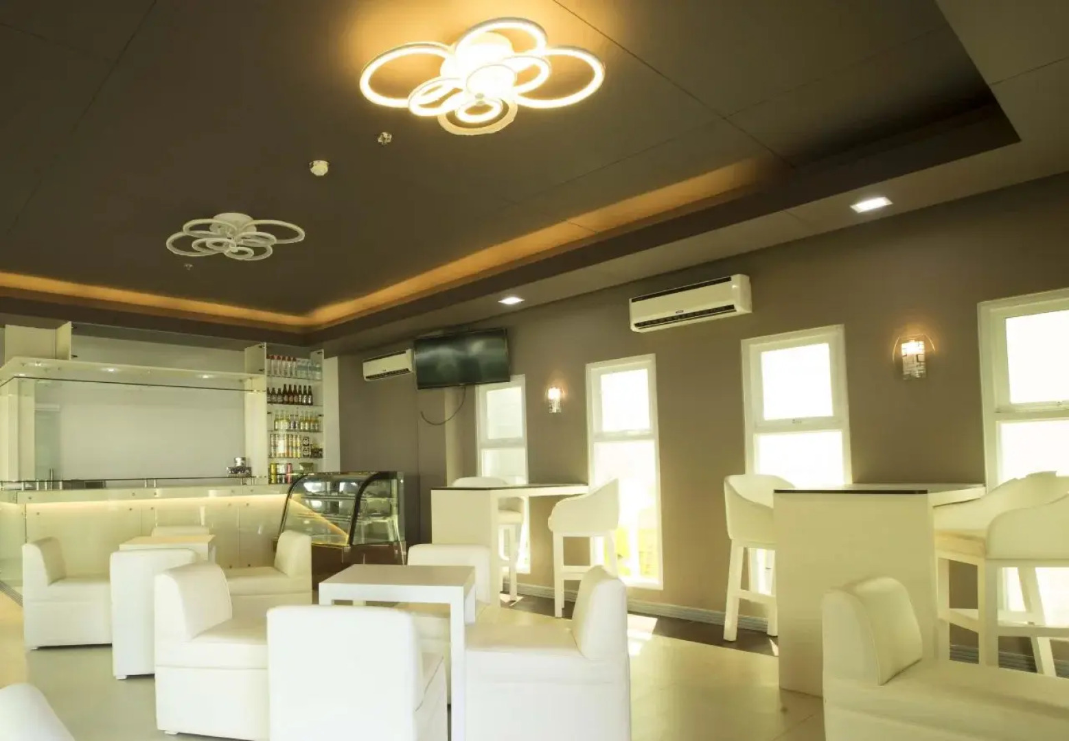 Lucky 9 Budget Hotel