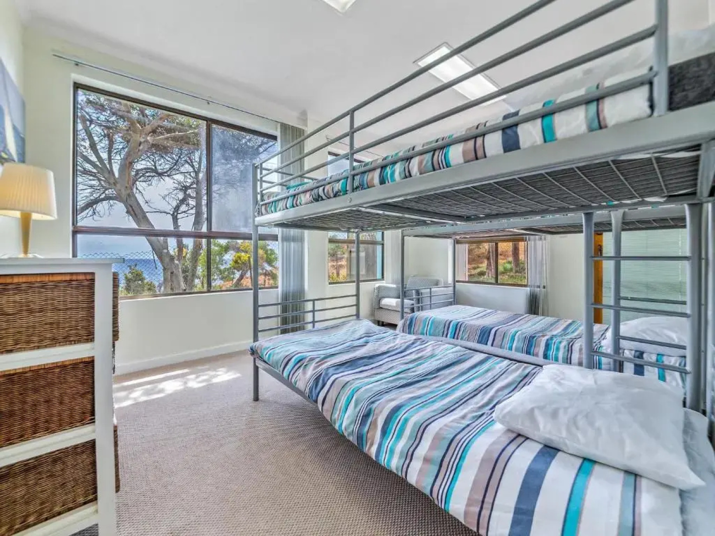 King of North Bay - 103 Gold Coast Drive