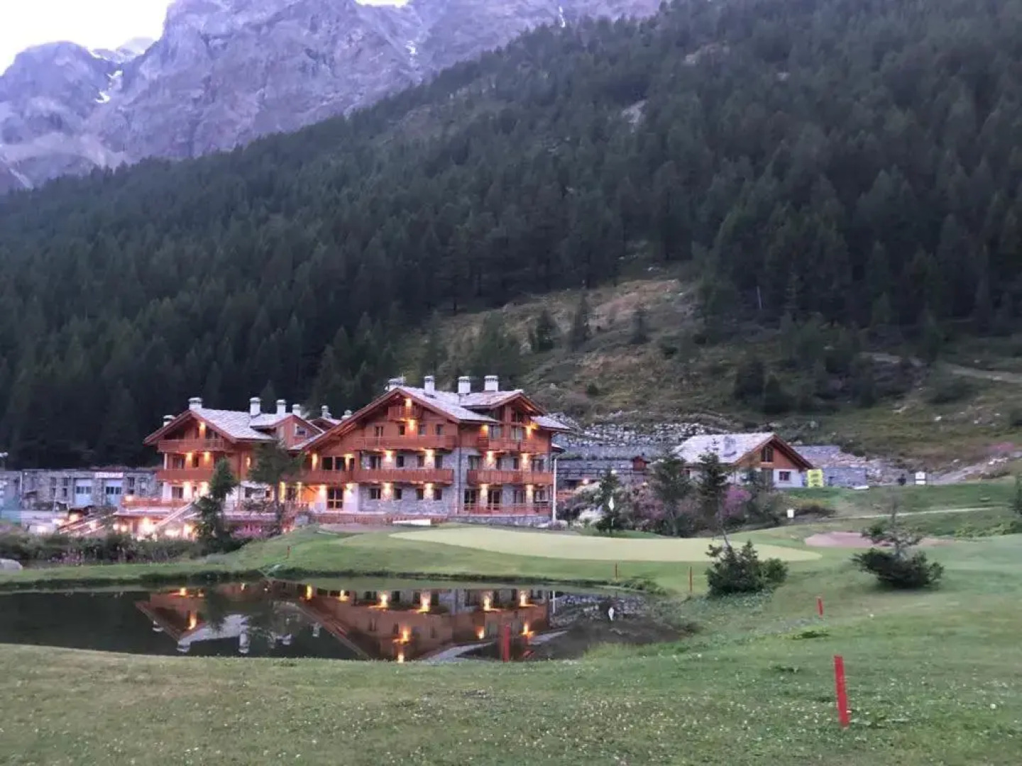 3 Chalets Aparthotel