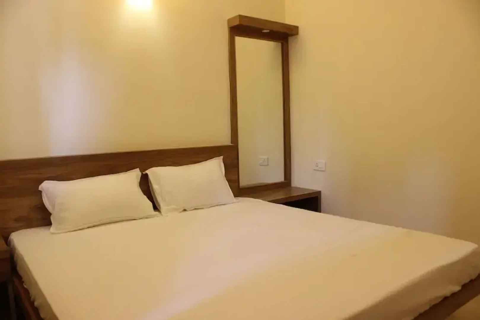OYO 9290 Home Party 3 BHK North Goa Road