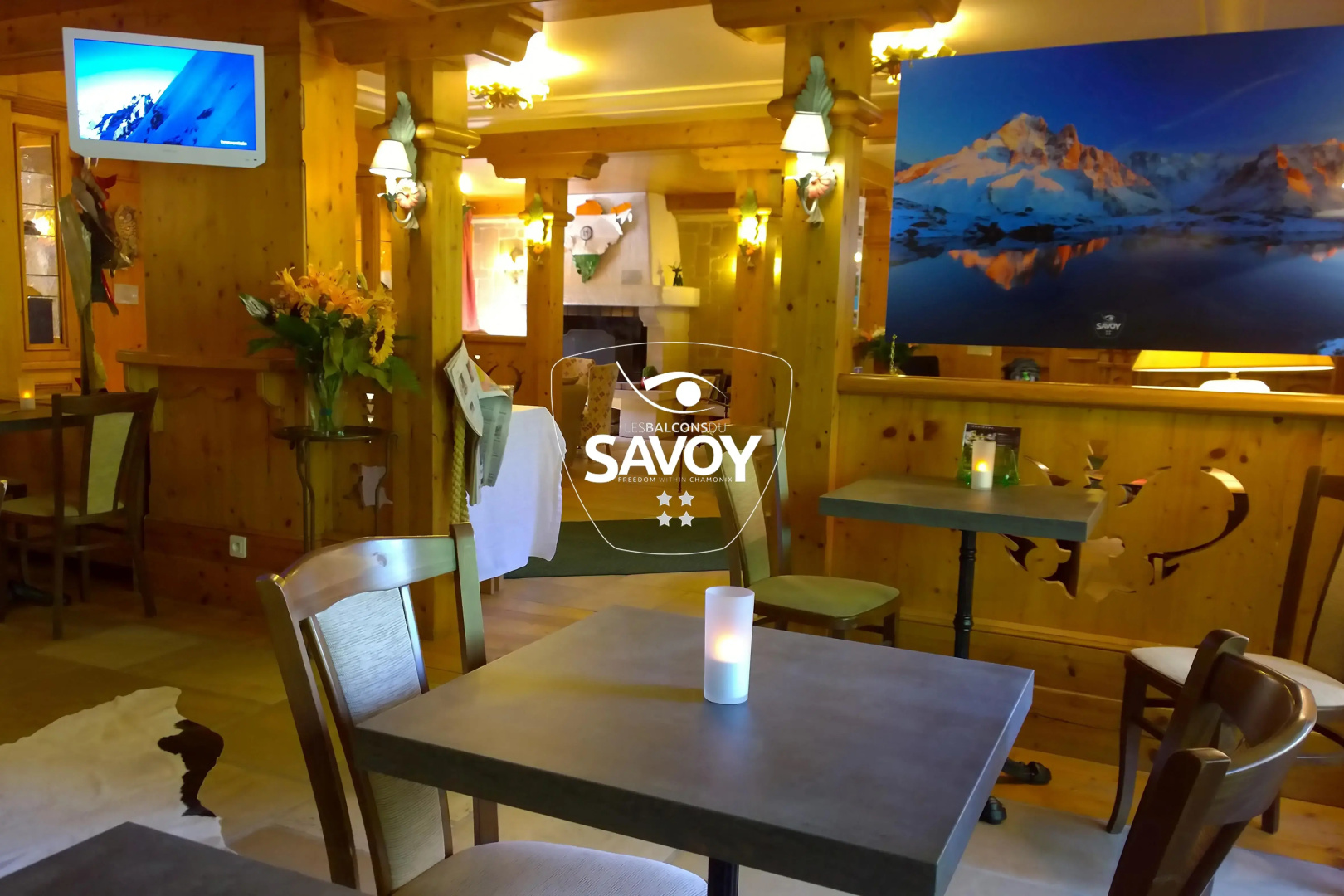 Les Balcons du Savoy