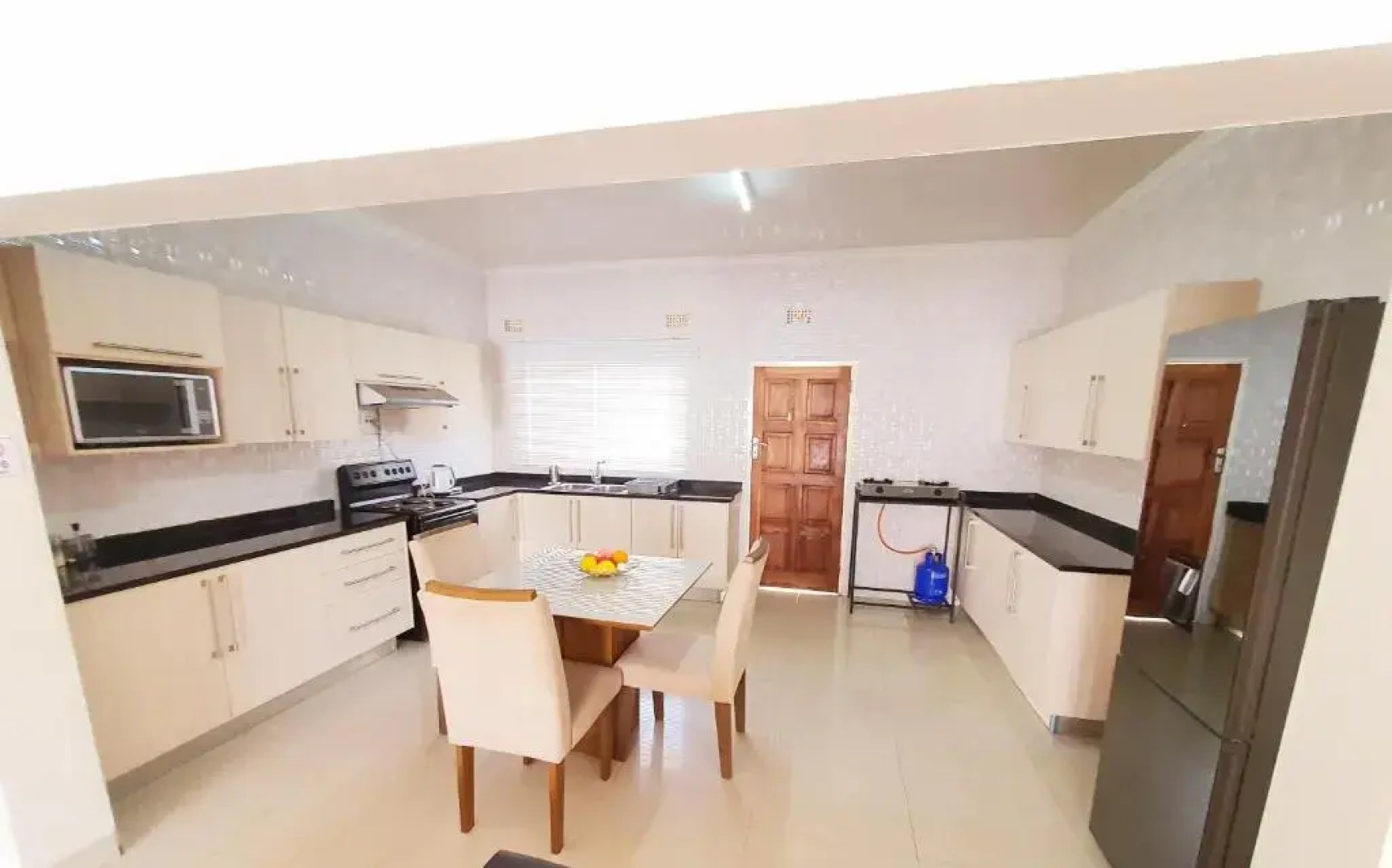 Artem Apartments - Flat 1