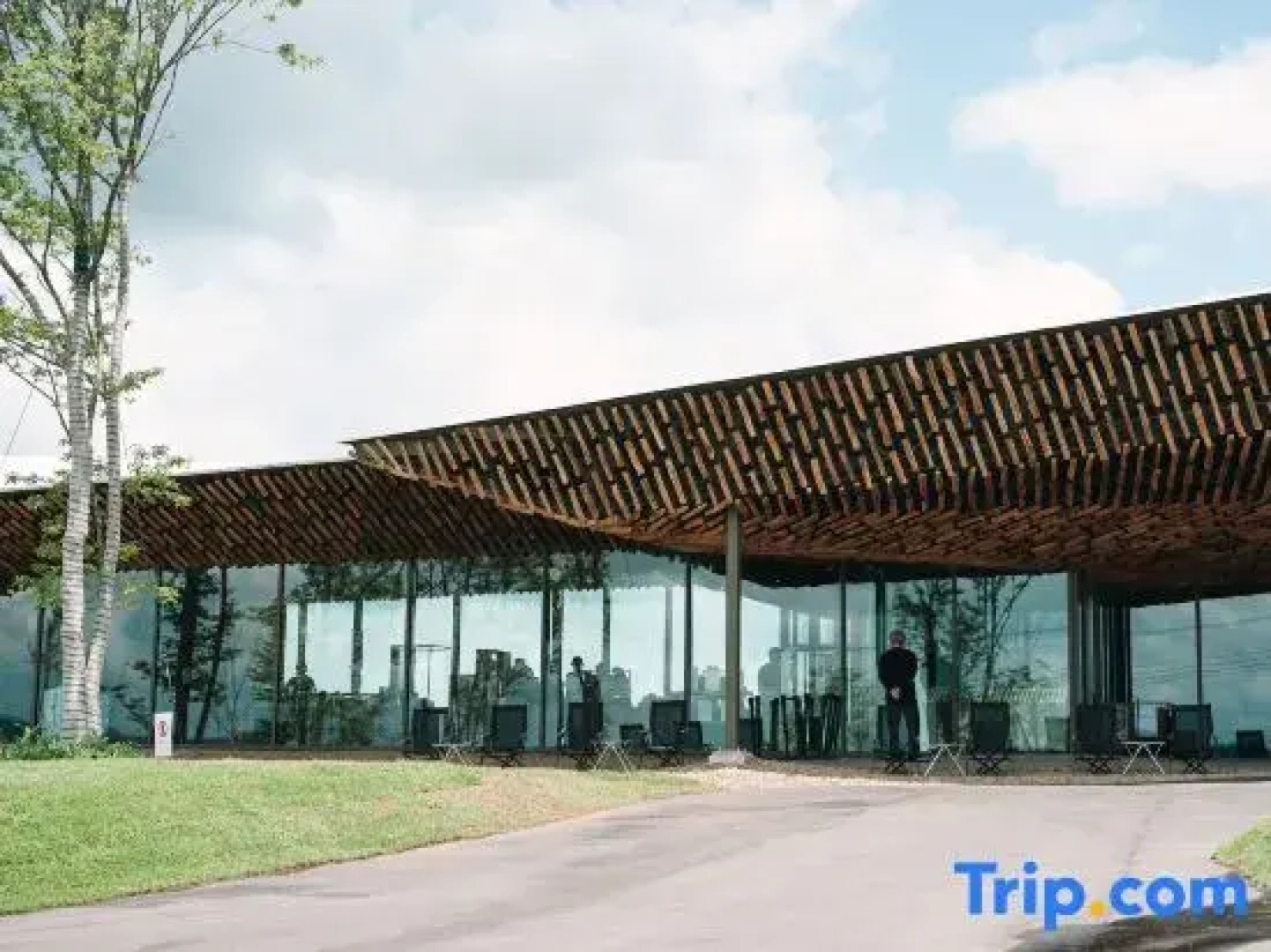 Snow Peak FIELD SUITE SPA HEADQUARTERS