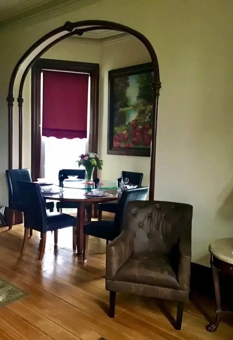 Tillinghast Manor Bed & Brunch