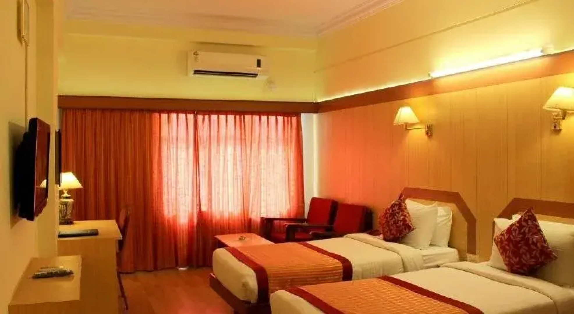 Hotel Yasodha Towers