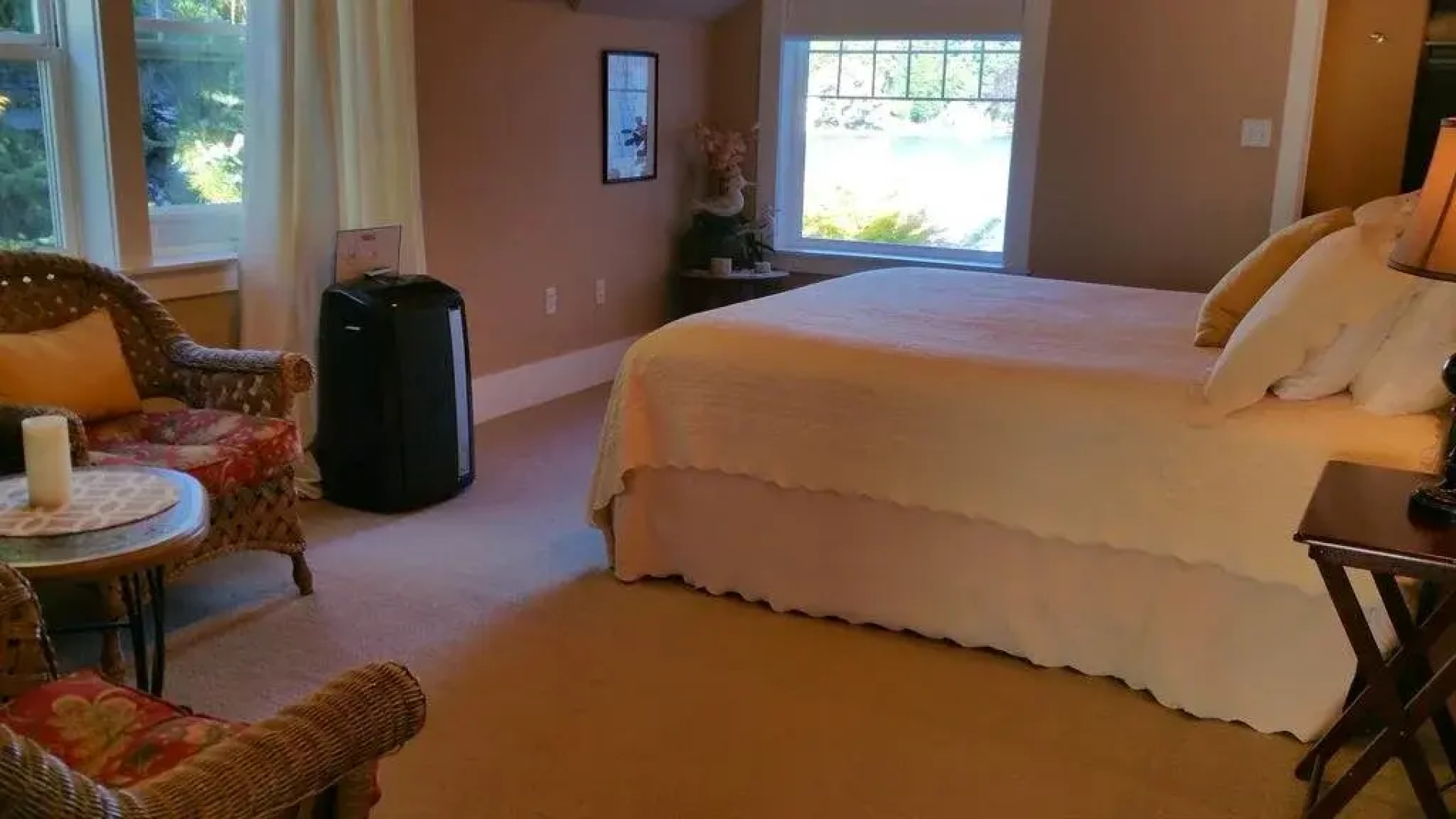 Waterfront Inn