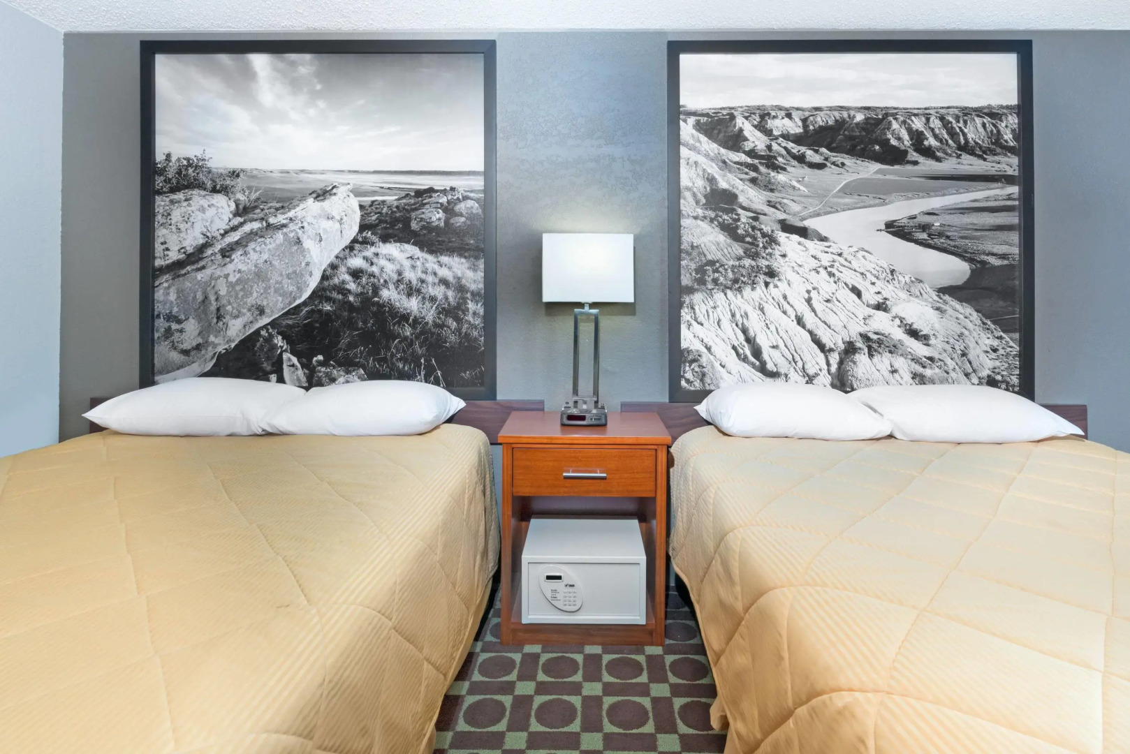 Super 8 by Wyndham Miles City